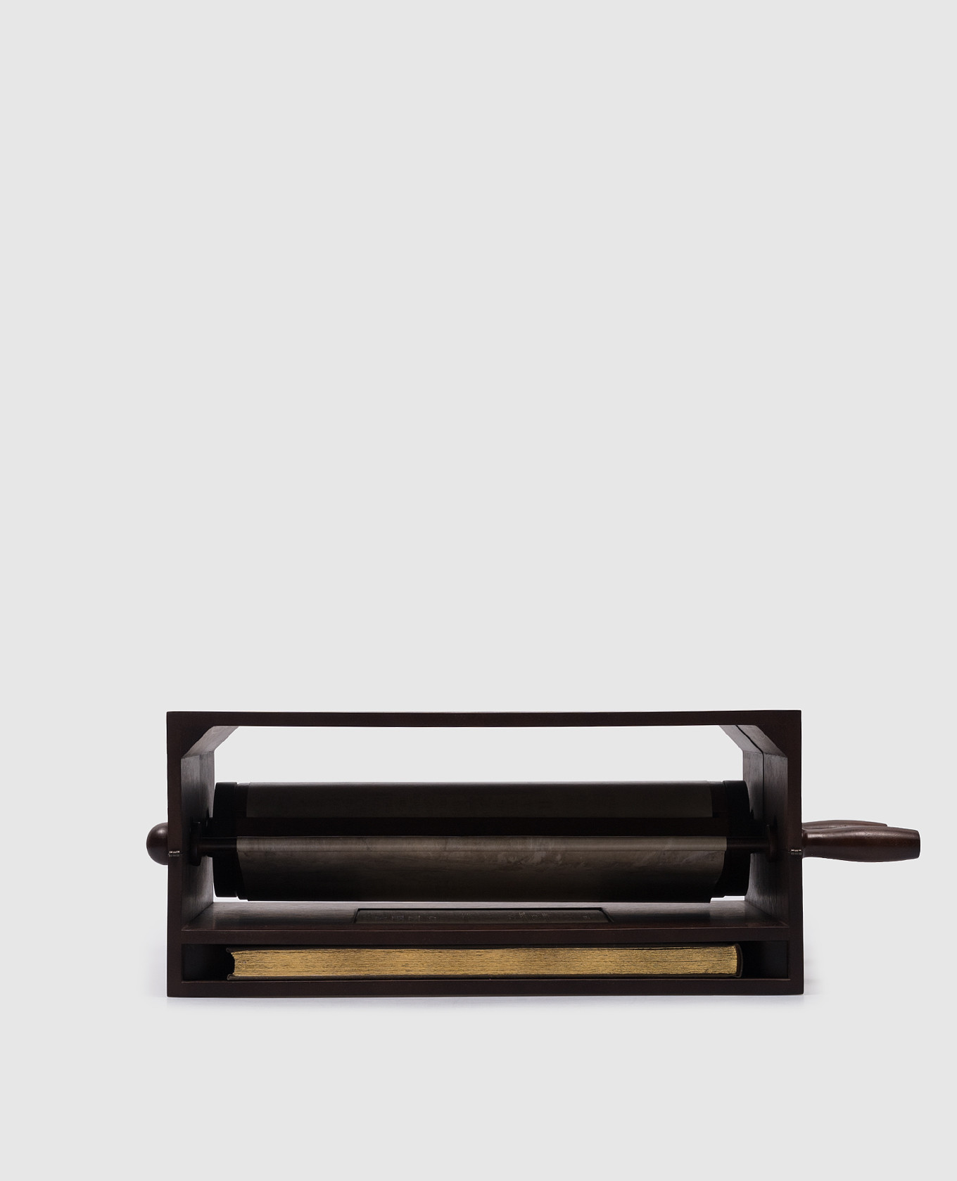 

The Esther scroll TASCHEN, Brown