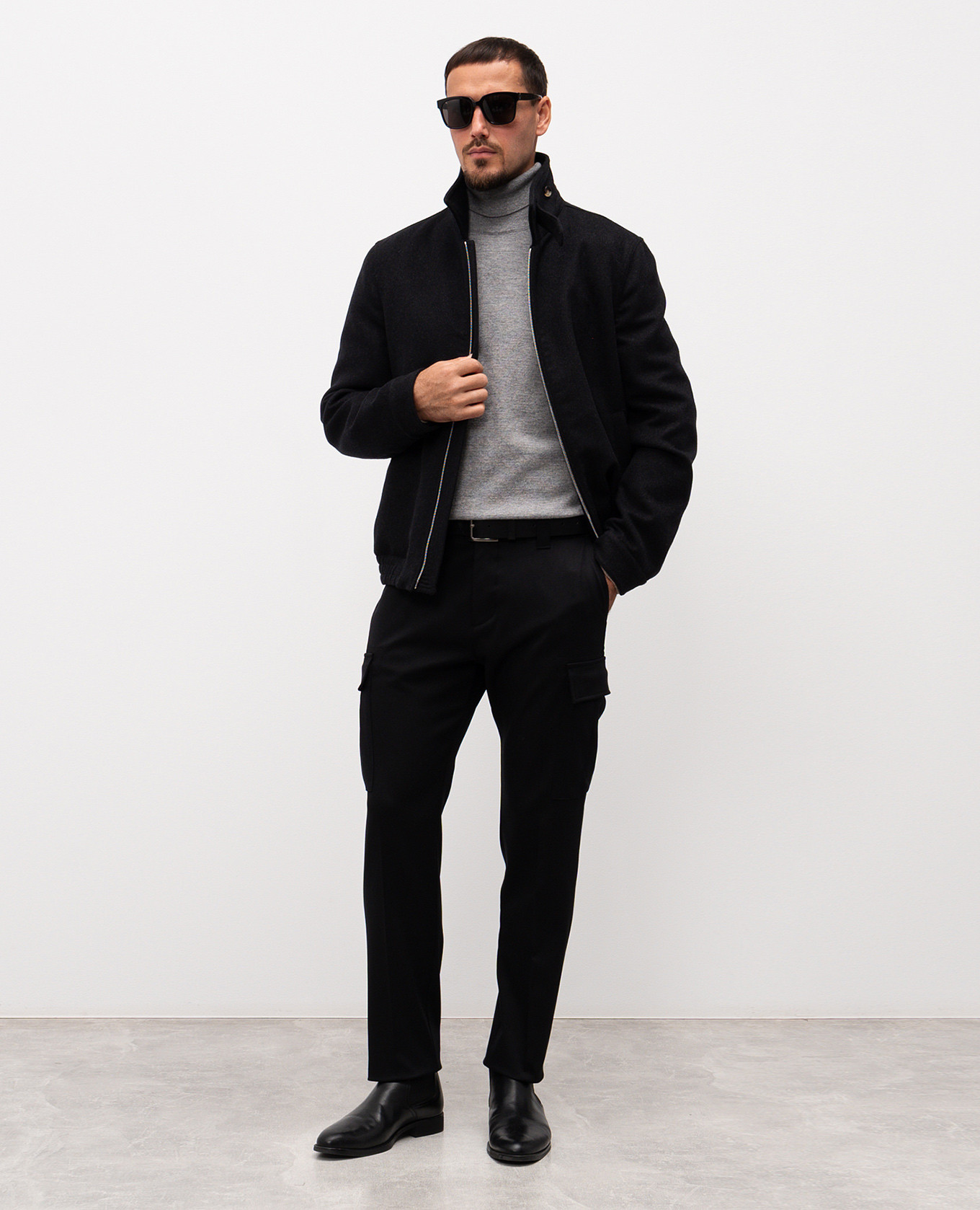 

Black cargo pants with wool Cashmere&Whiskey
