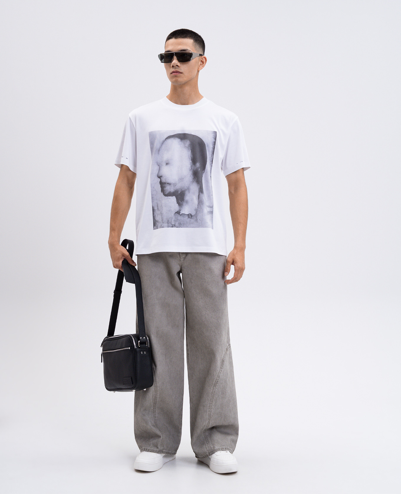 

Grey Basalt jeans Heliot Emil