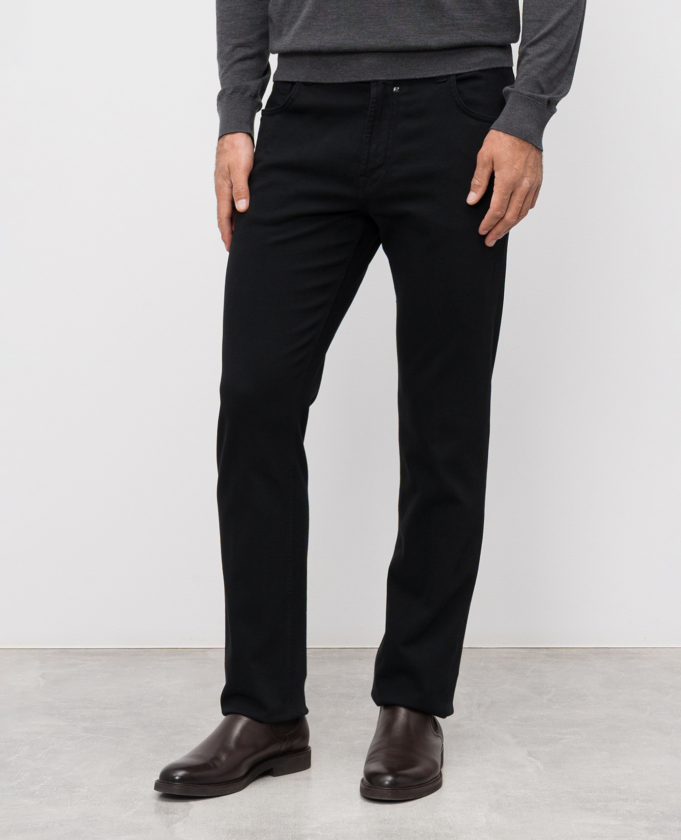 

Black jeans with embroidered monogram logo Stefano Ricci