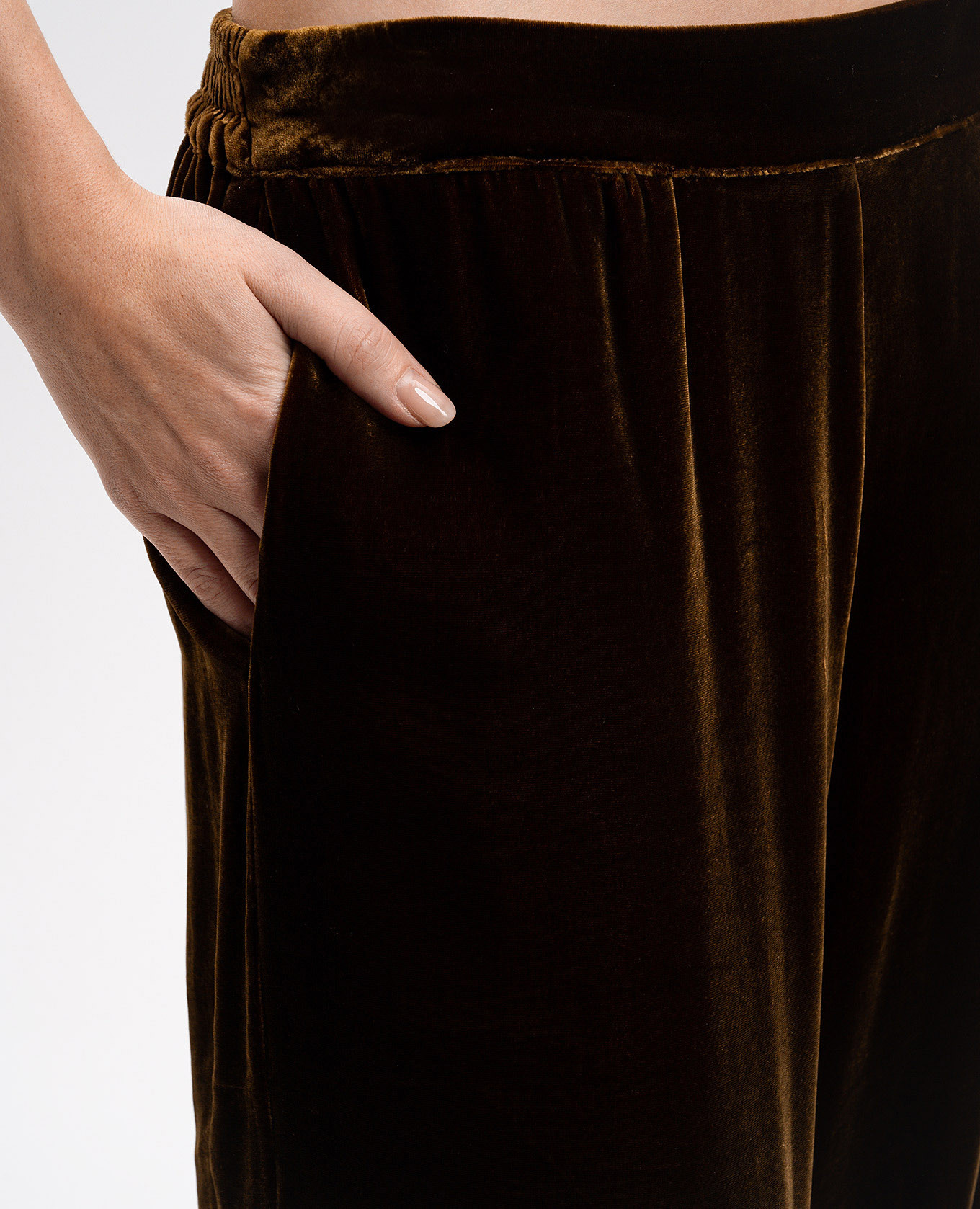London pajama-style brown velvet pants with silk Asceno 5