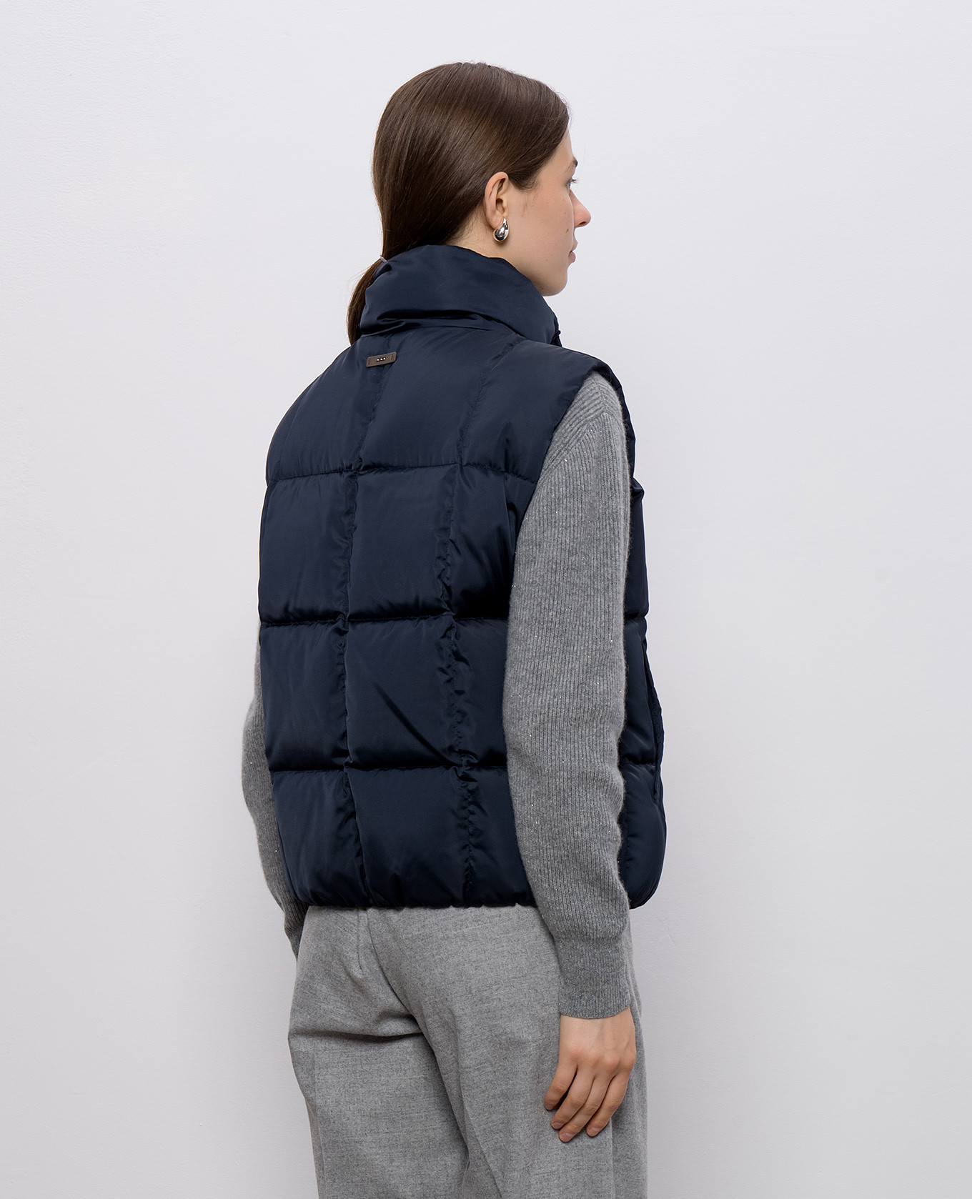 Blue down vest Peserico 4
