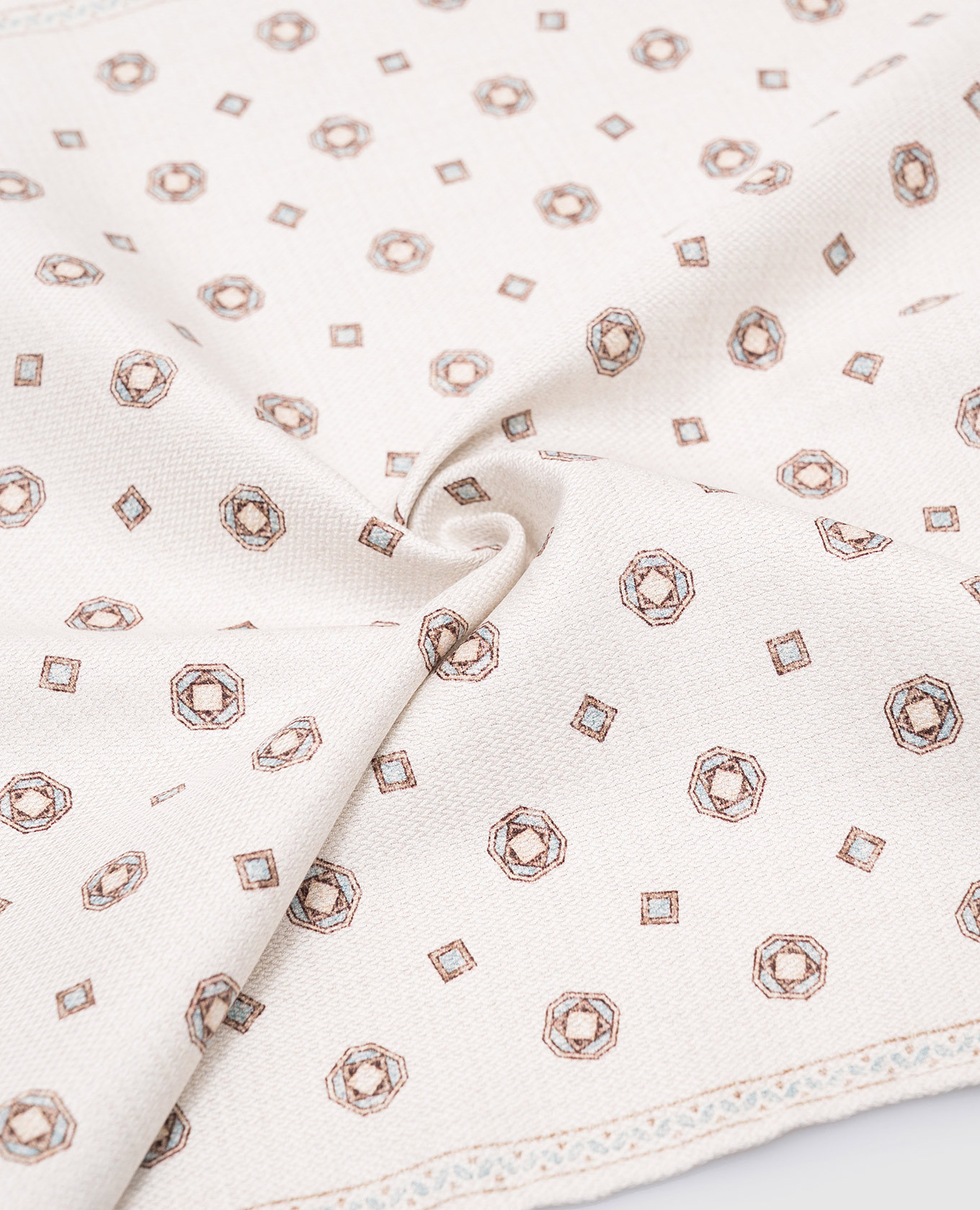 Beige silk pachet scarf with geometric print Brunello Cucinelli 3