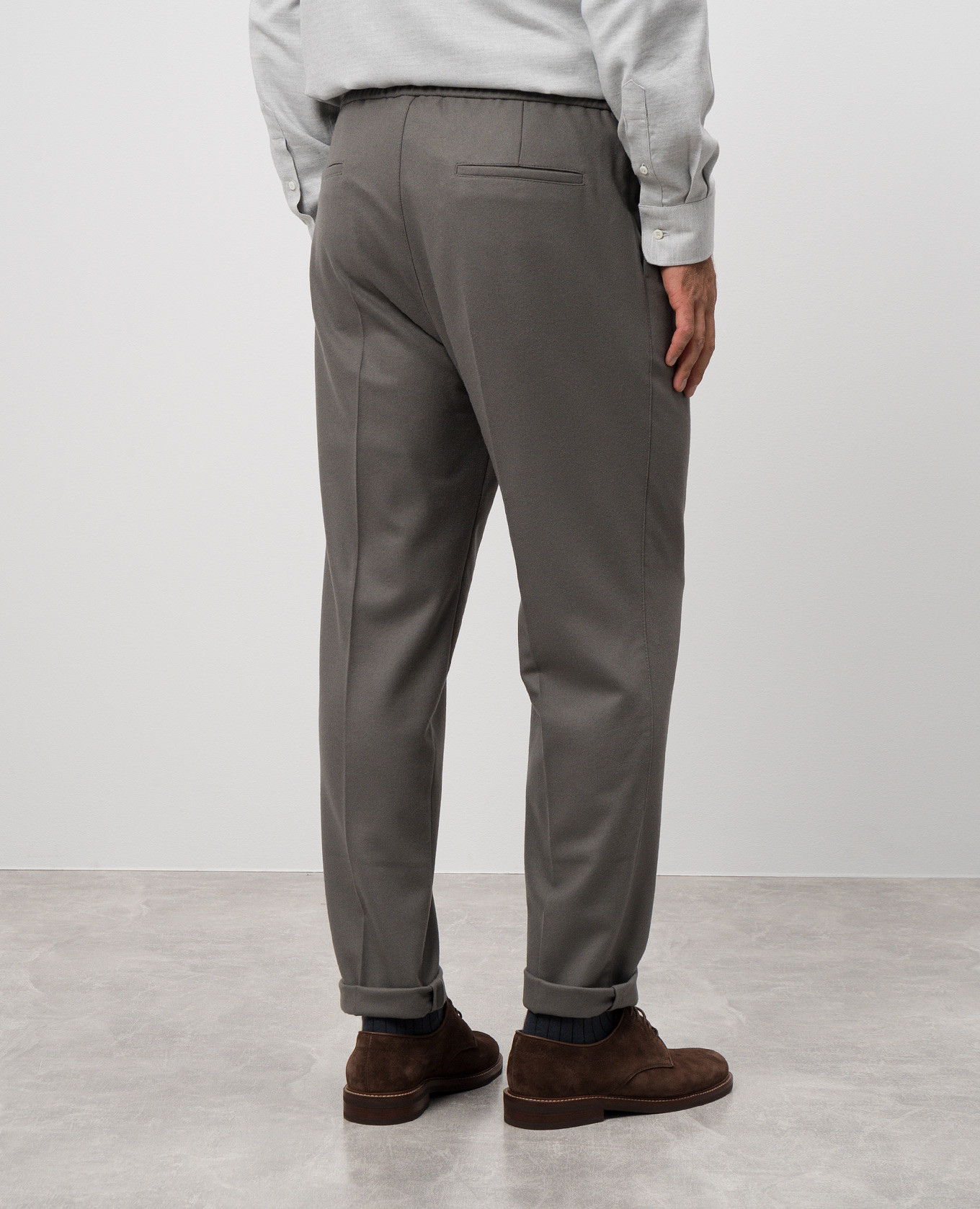 

Khaki pants made of wool Brunello Cucinelli