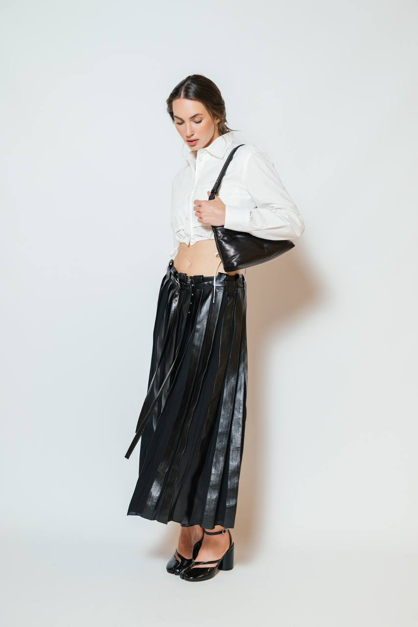 

White cropped blouse Materiel