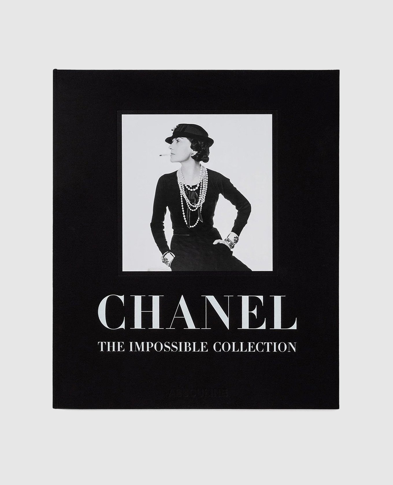 

Book CHANEL: THE IMPOSSIBLE COLLECTION Assouline, Black