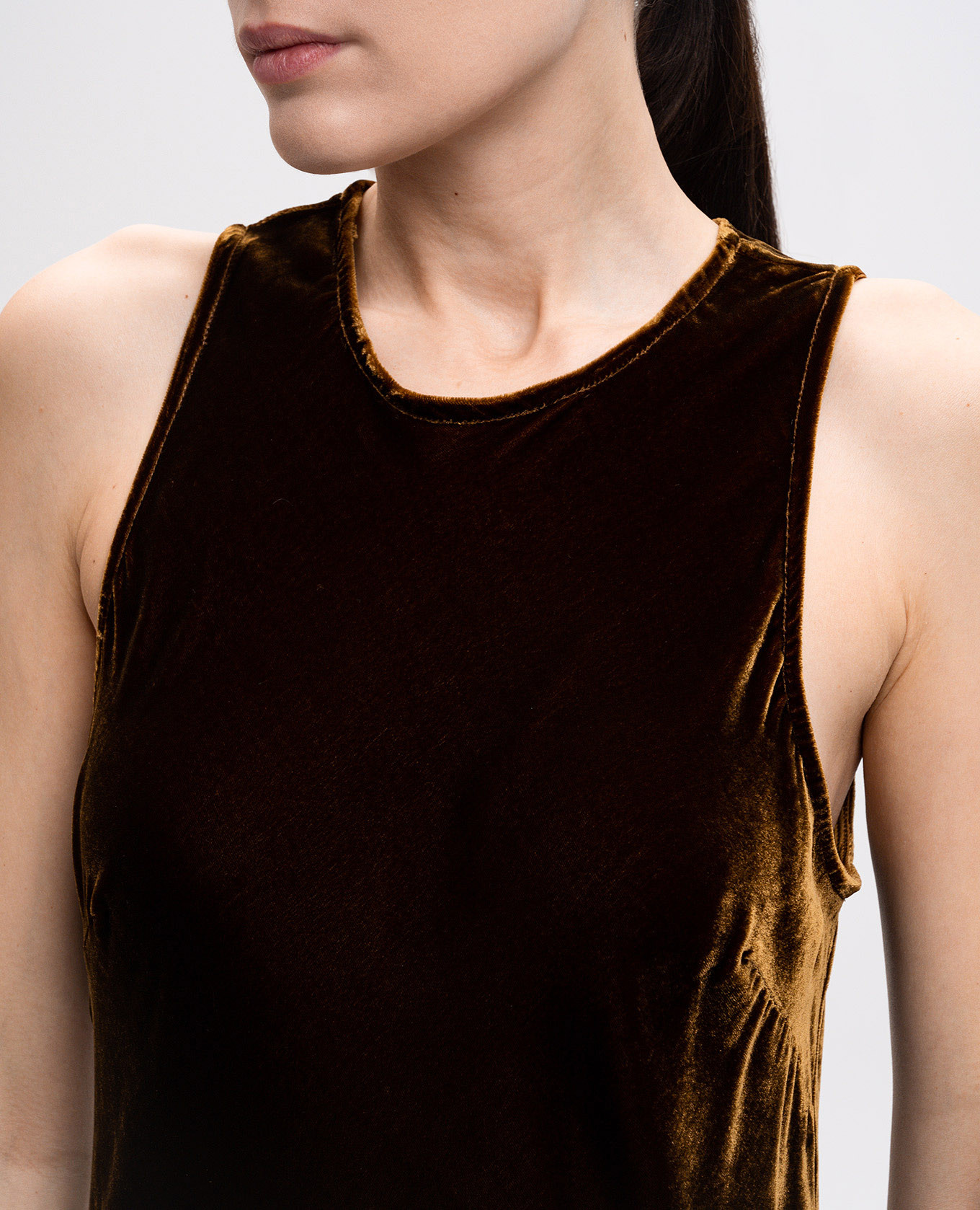 

Valencia brown velvet midi dress with silk Asceno