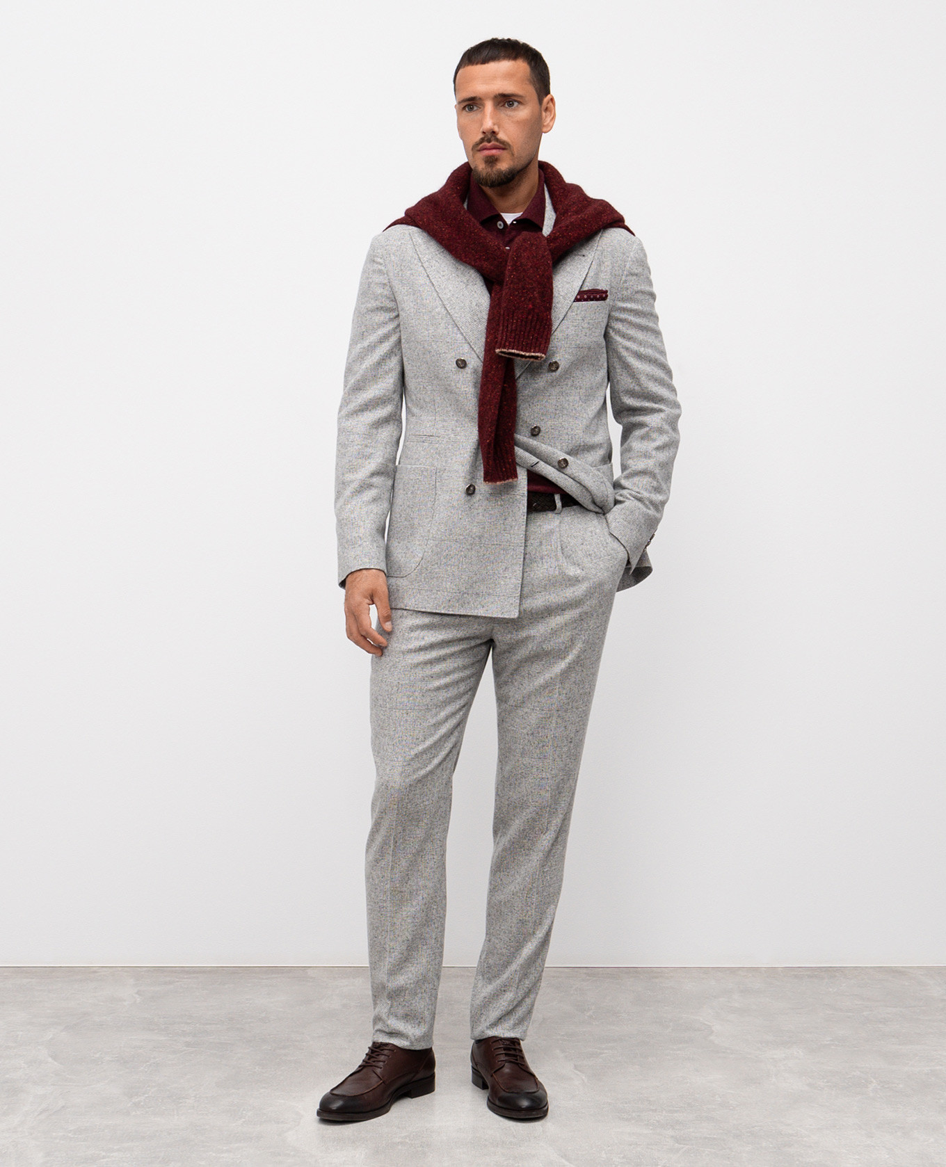 

Burgundy cashmere sweater Brunello Cucinelli