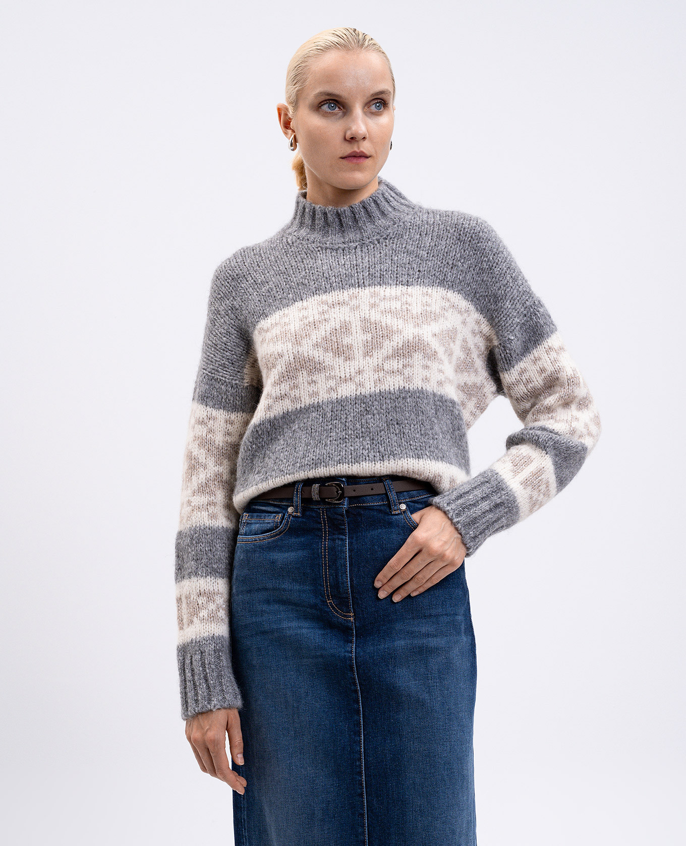 

Brown leather belt with monil chain Peserico