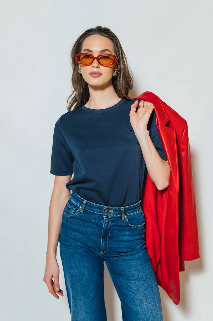

Blue T-shirt with embroidered logo Twinset