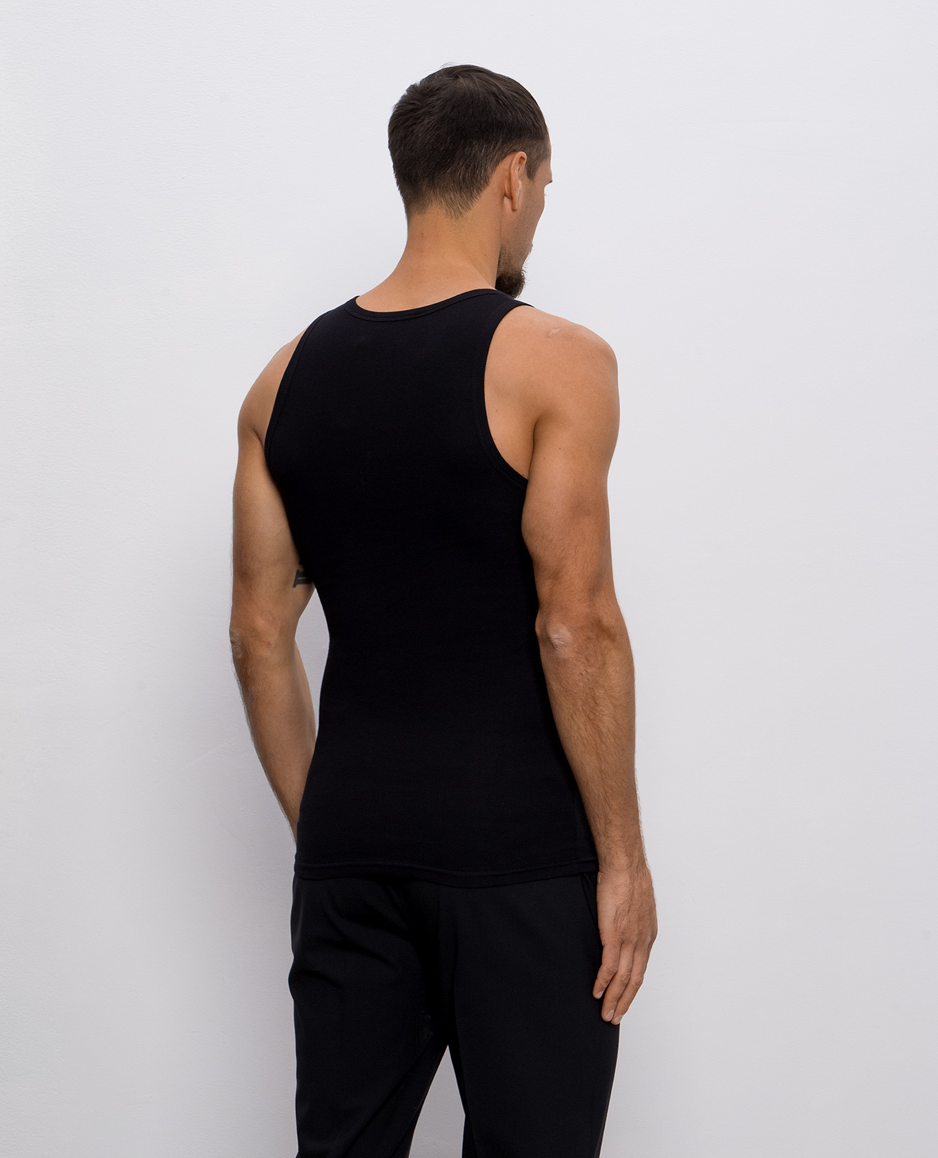 

Black ribbed logo embroidered T-shirt Versace