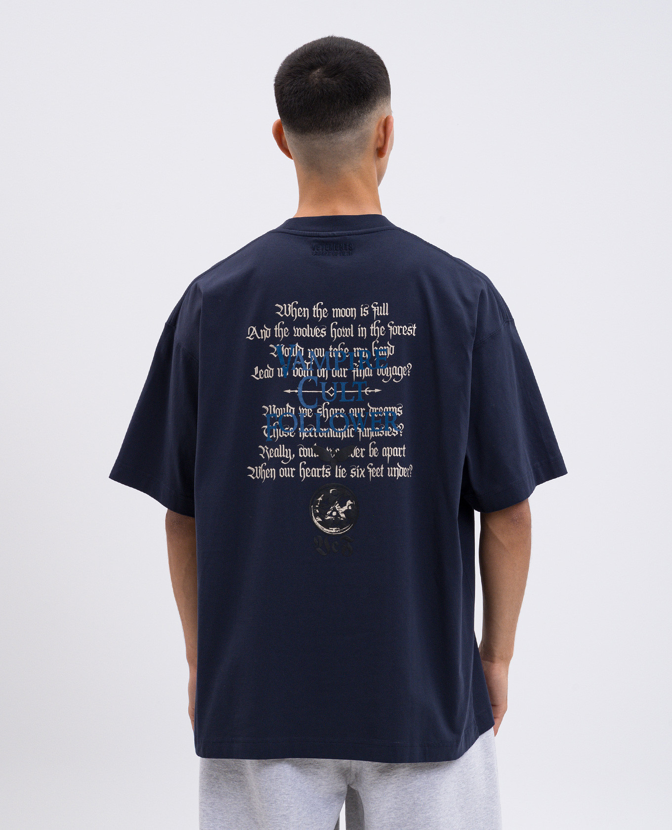 

Blue T-shirt with branded print Vetements