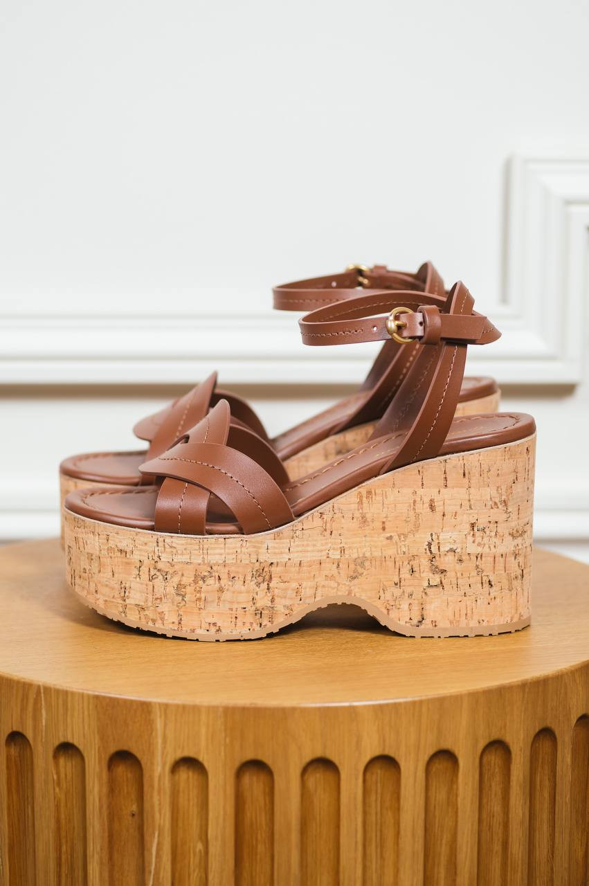 

Brown leather sandals Gianvito Rossi