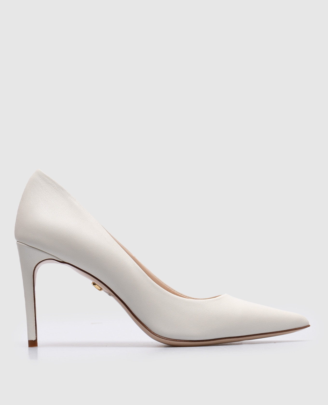 White leather shoes babe pay pls