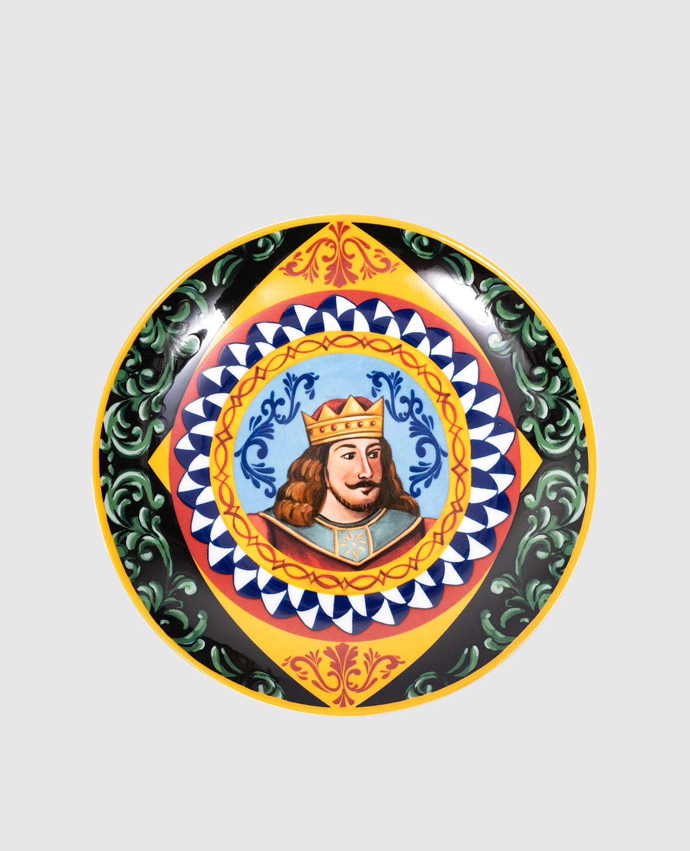 

A set of porcelain dinner plates in the Carretto print Dolce&Gabbana, White