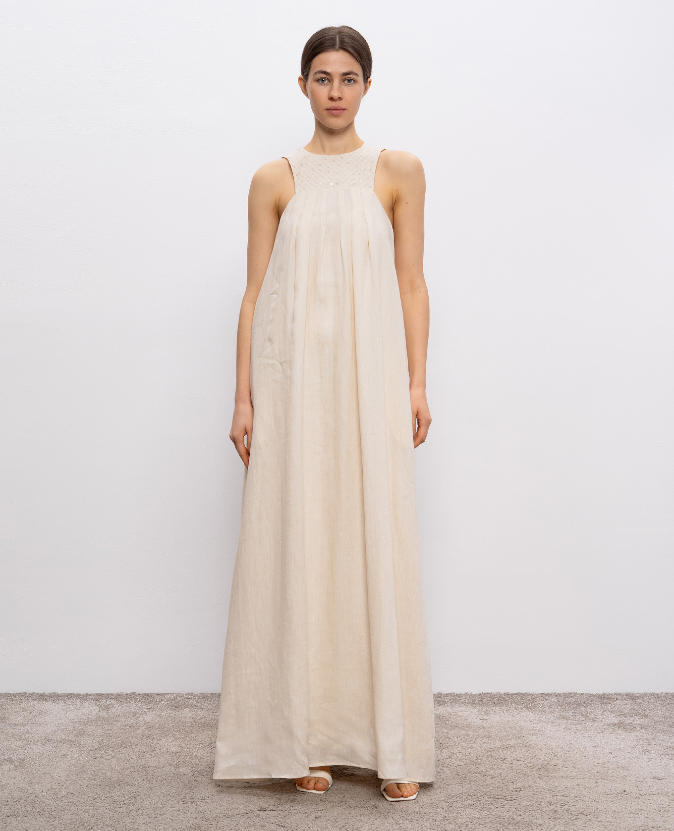 

Beige linen maxi dress with sequins Peserico