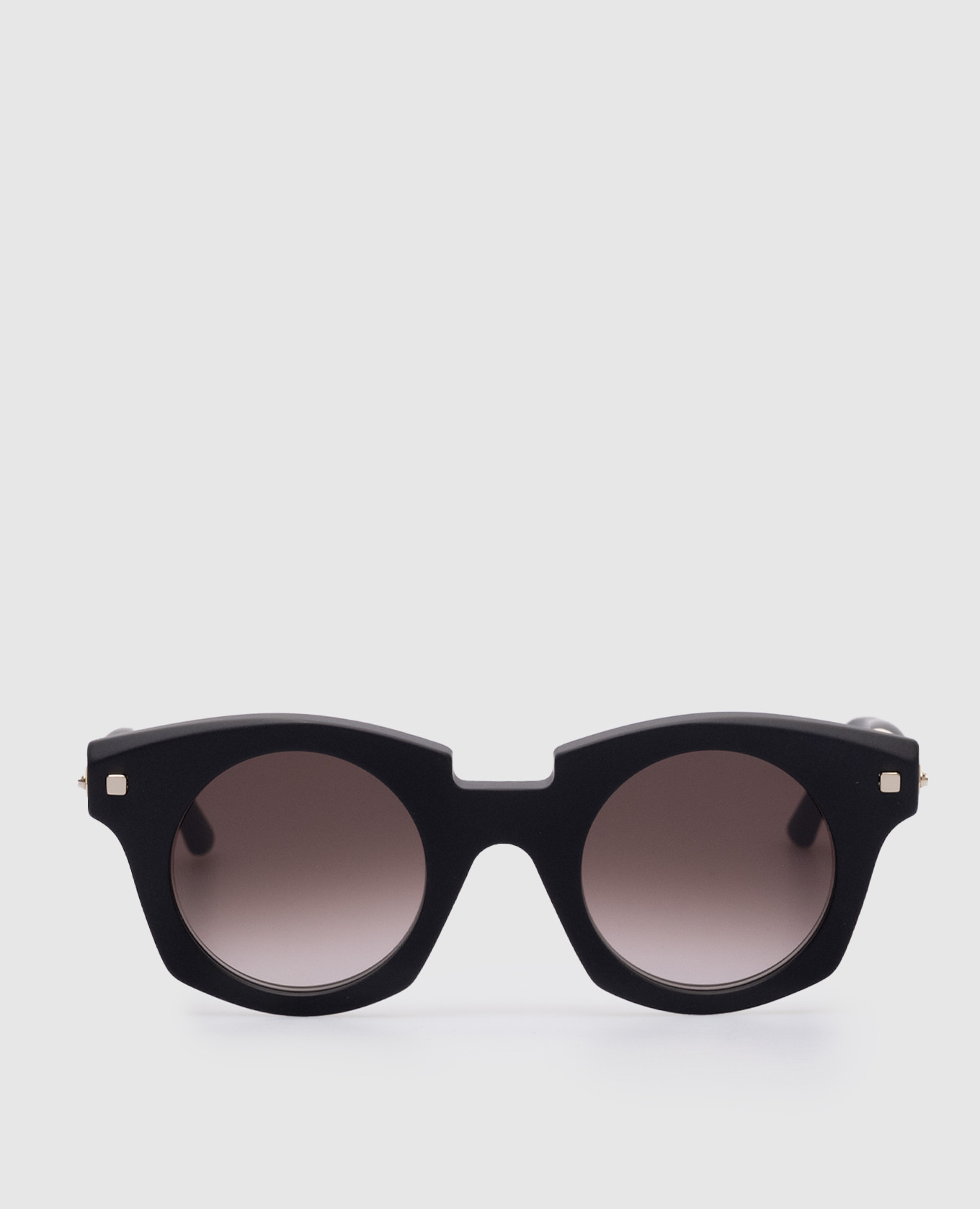 J6 black sunglasses with a gradient effect kuboraum