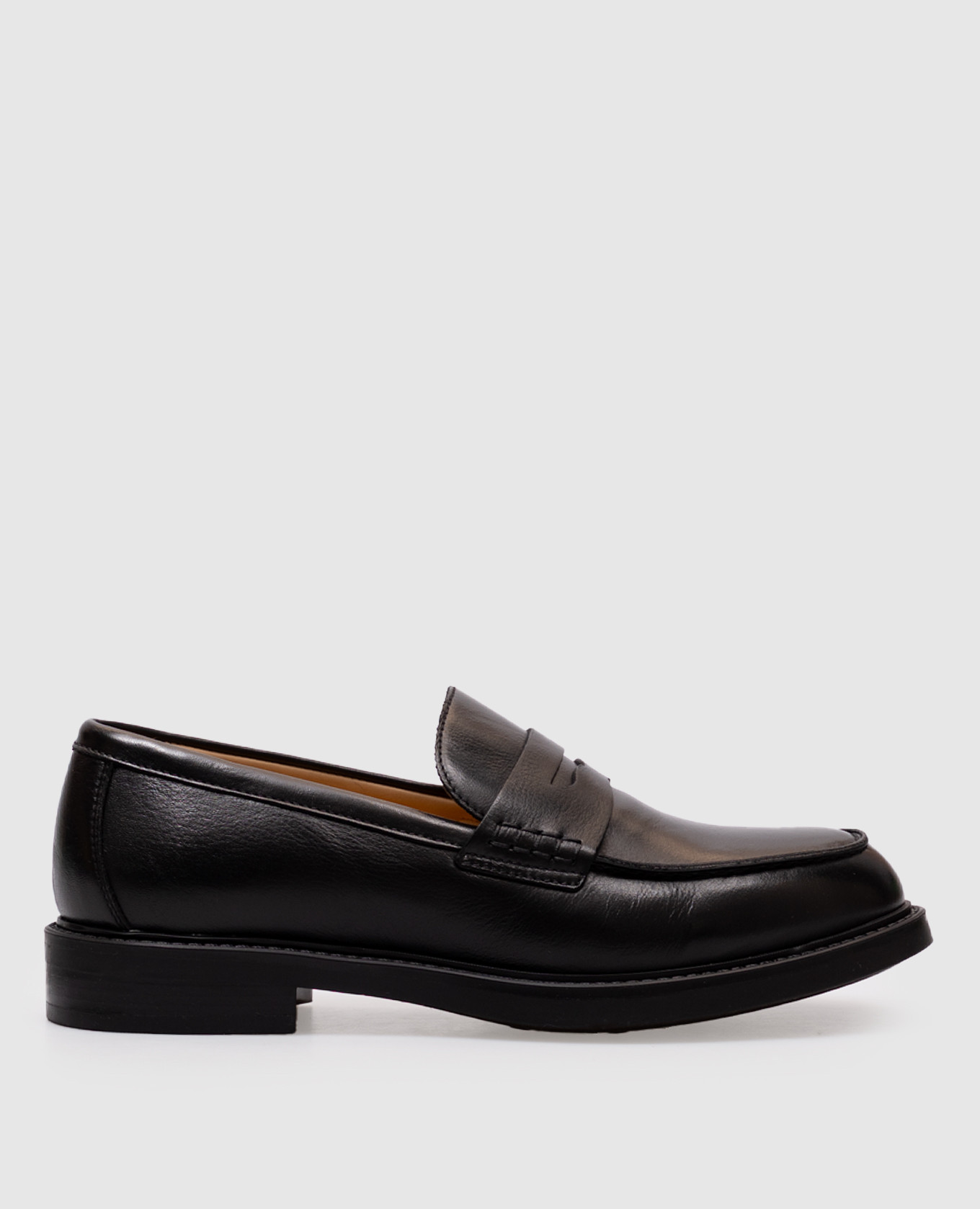 

Black leather loafers Doucal's