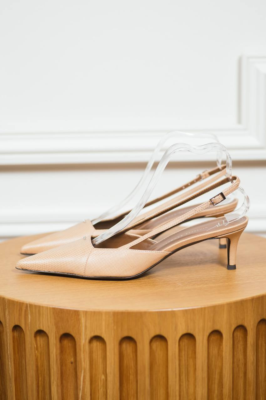 

Raquel beige leather mules with crystals Giuseppe Zanotti