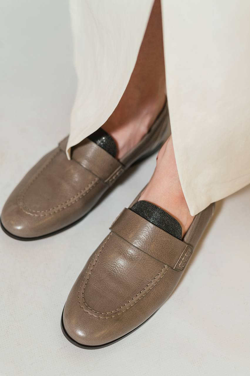 

Gray leather loafers with monil chain Brunello Cucinelli, Grey