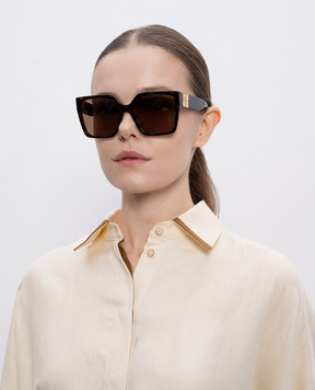 Givenchy Brown sunglasses 4G GV40056U