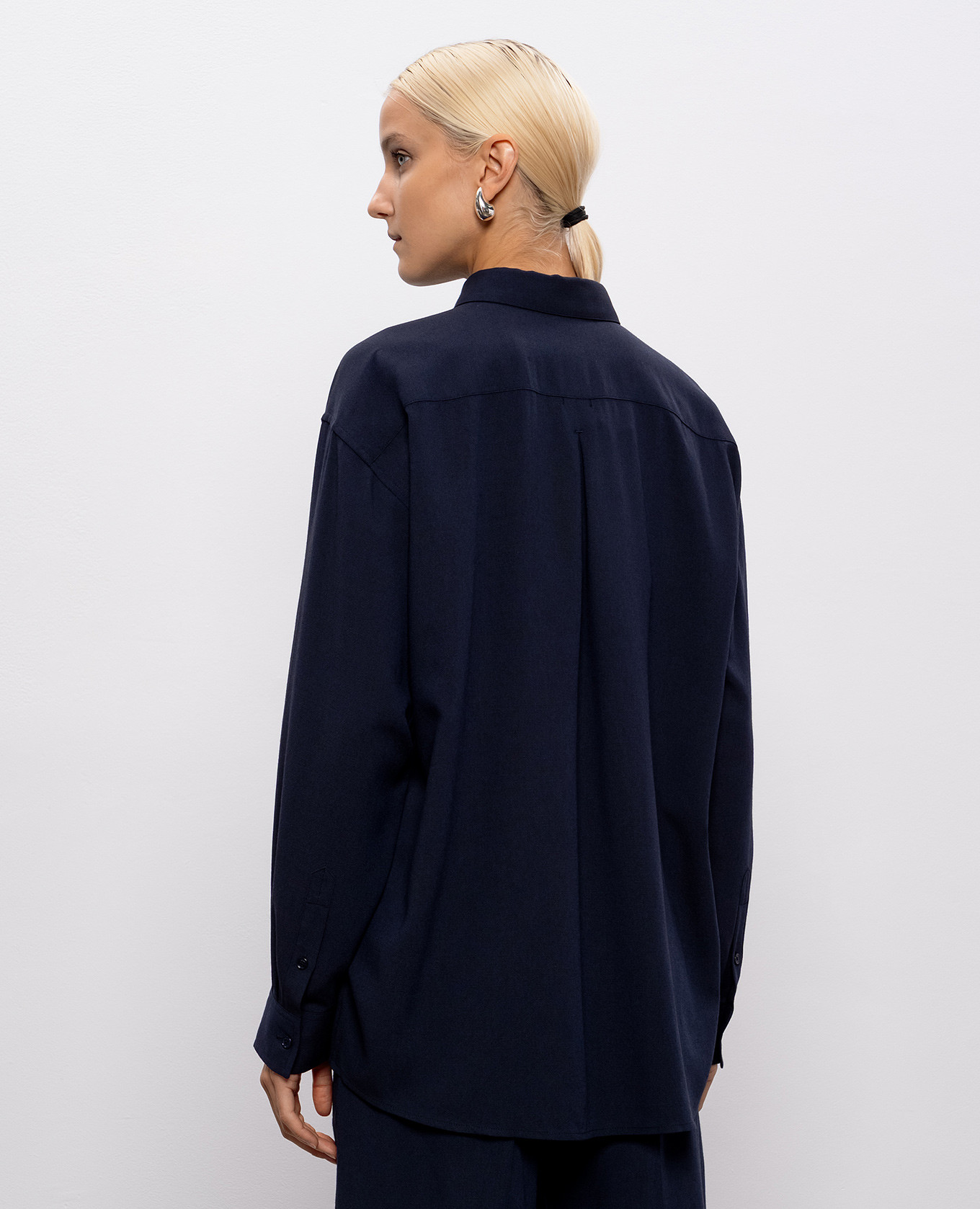 Blue shirt with wool Toteme 4