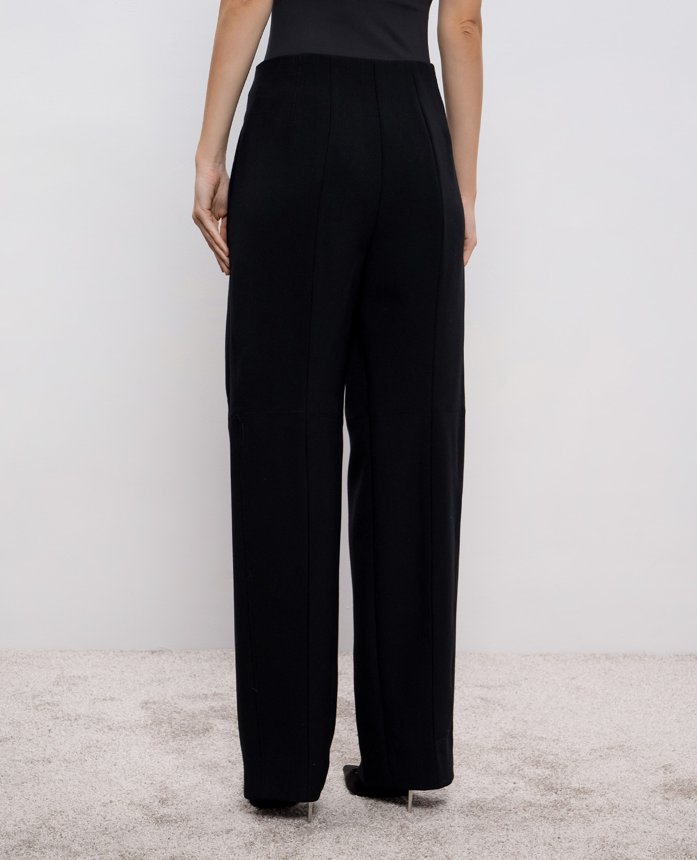Black pants with wool Victoria Beckham 4