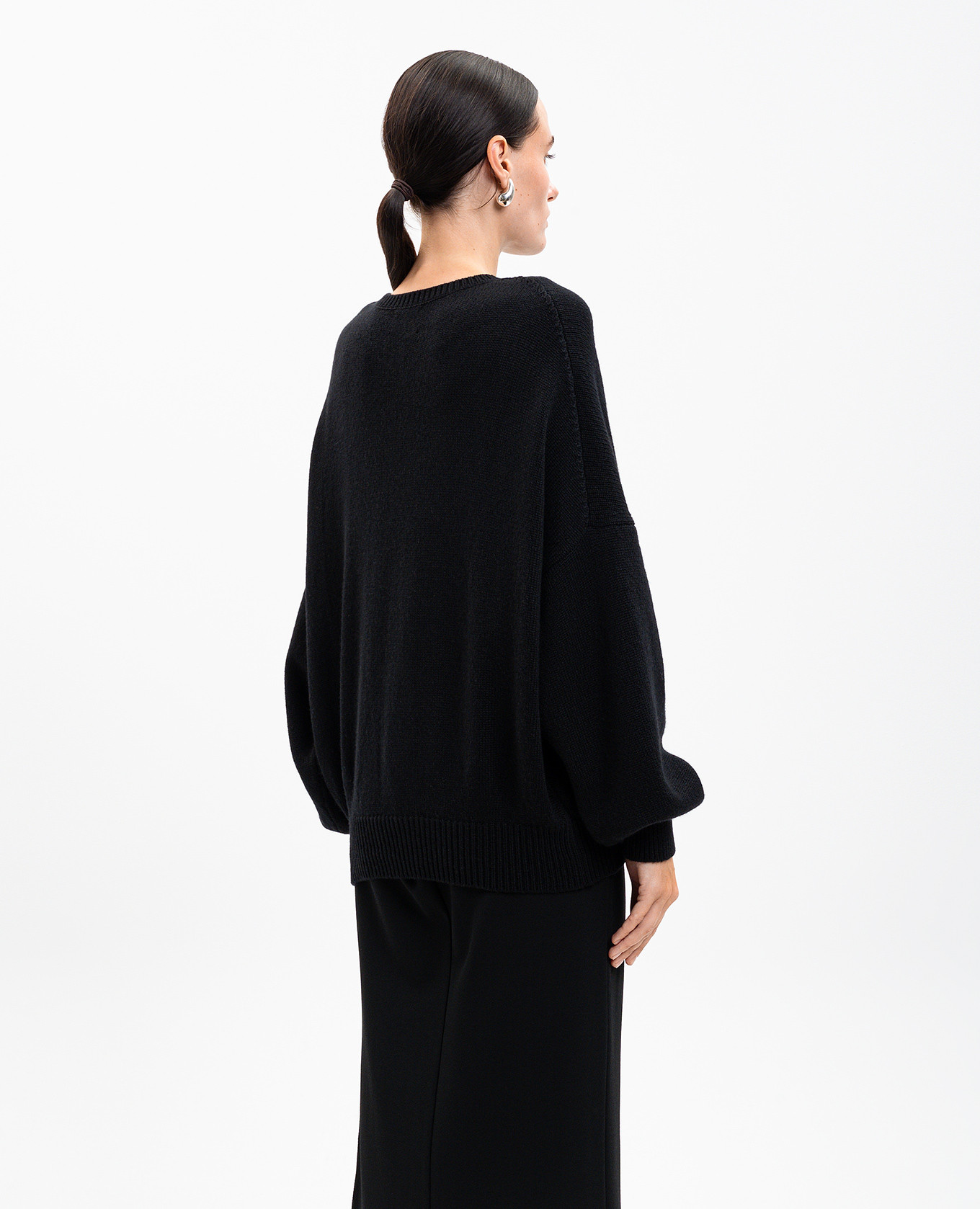

Wolfe black cashmere pullover Khaite