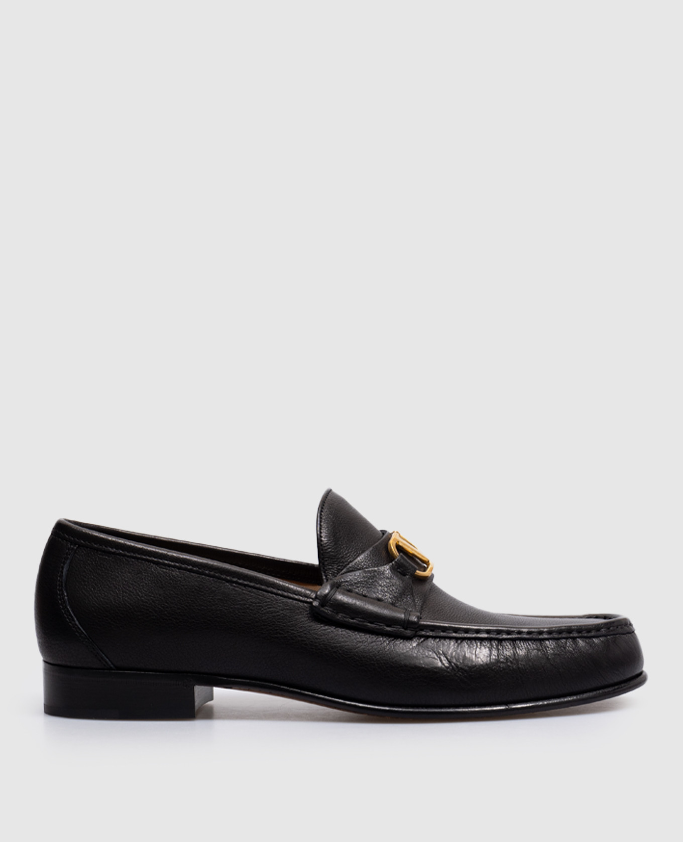 Buffalo black leather loafers with logo valentino