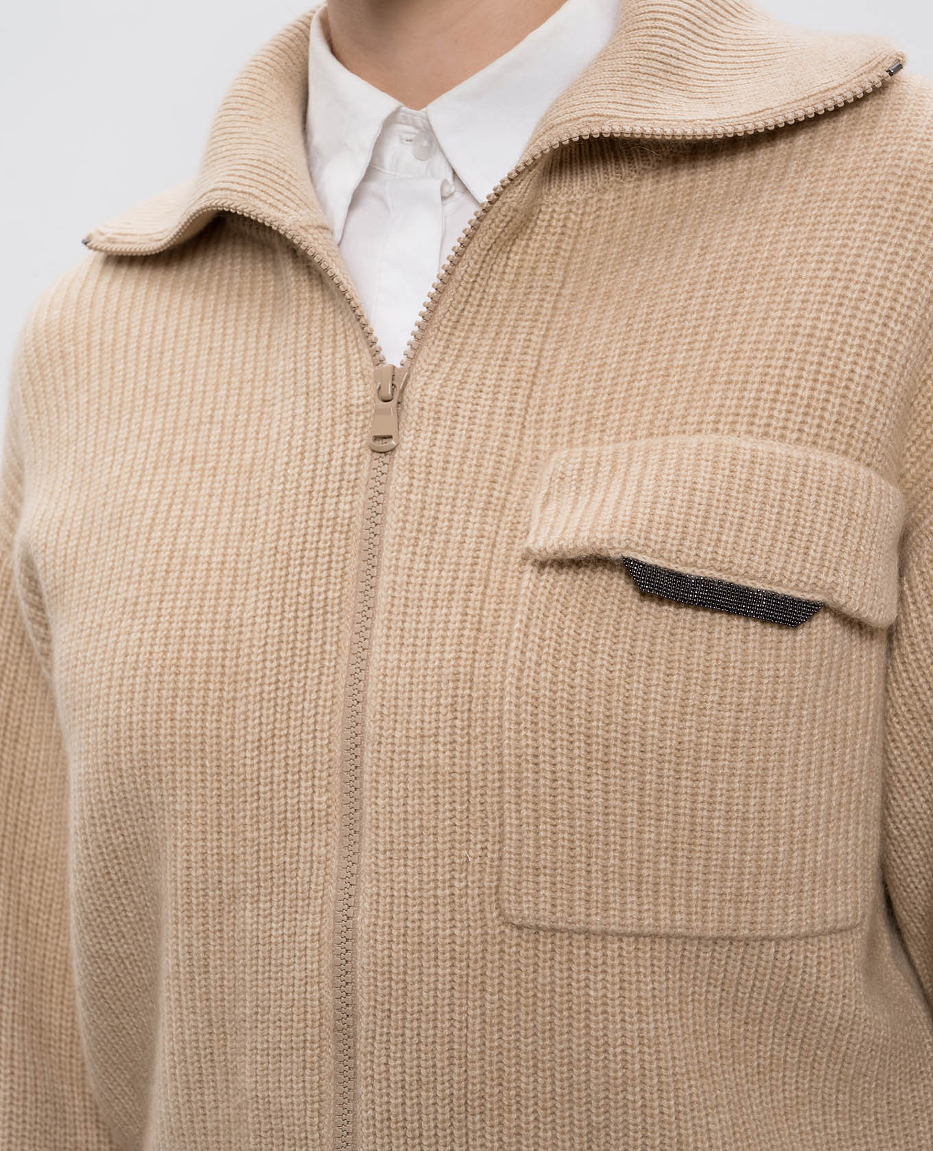 

Beige cashmere cardigan with monil chain Brunello Cucinelli