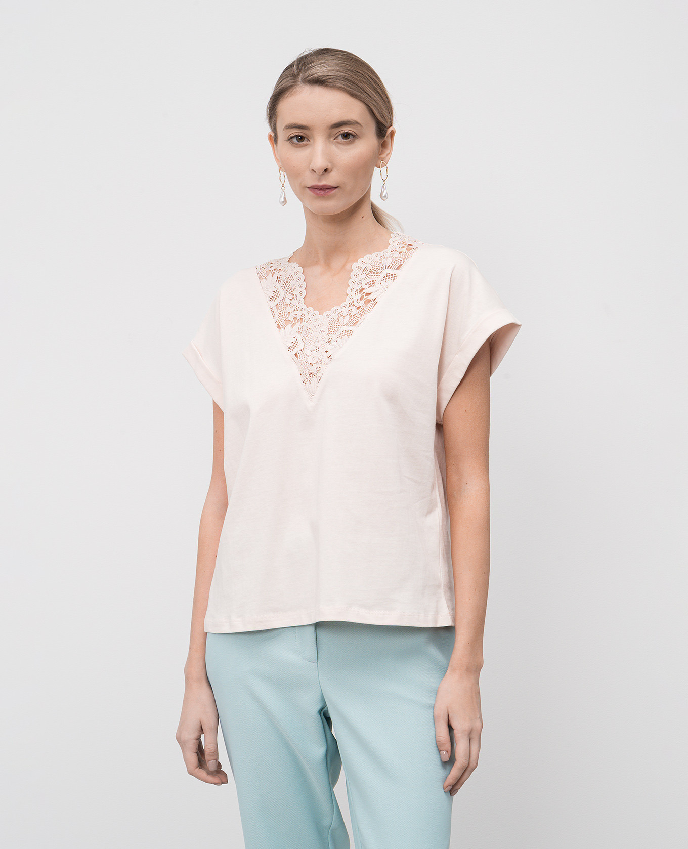 Beige T-shirt with lace Twinset 3