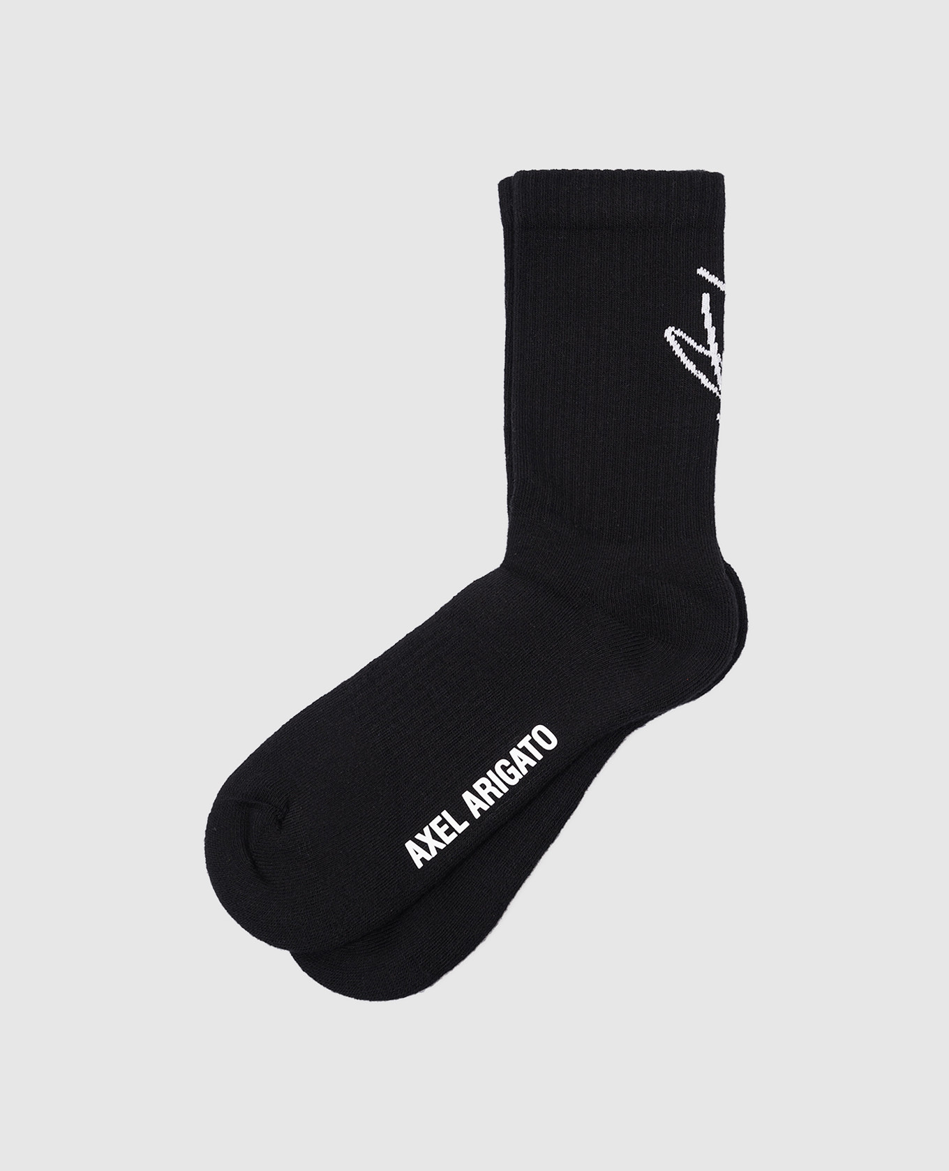 

Black socks with contrasting logo Axel Arigato