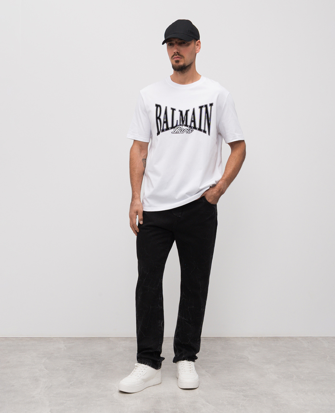 Black jeans with logo patch Balmain 2