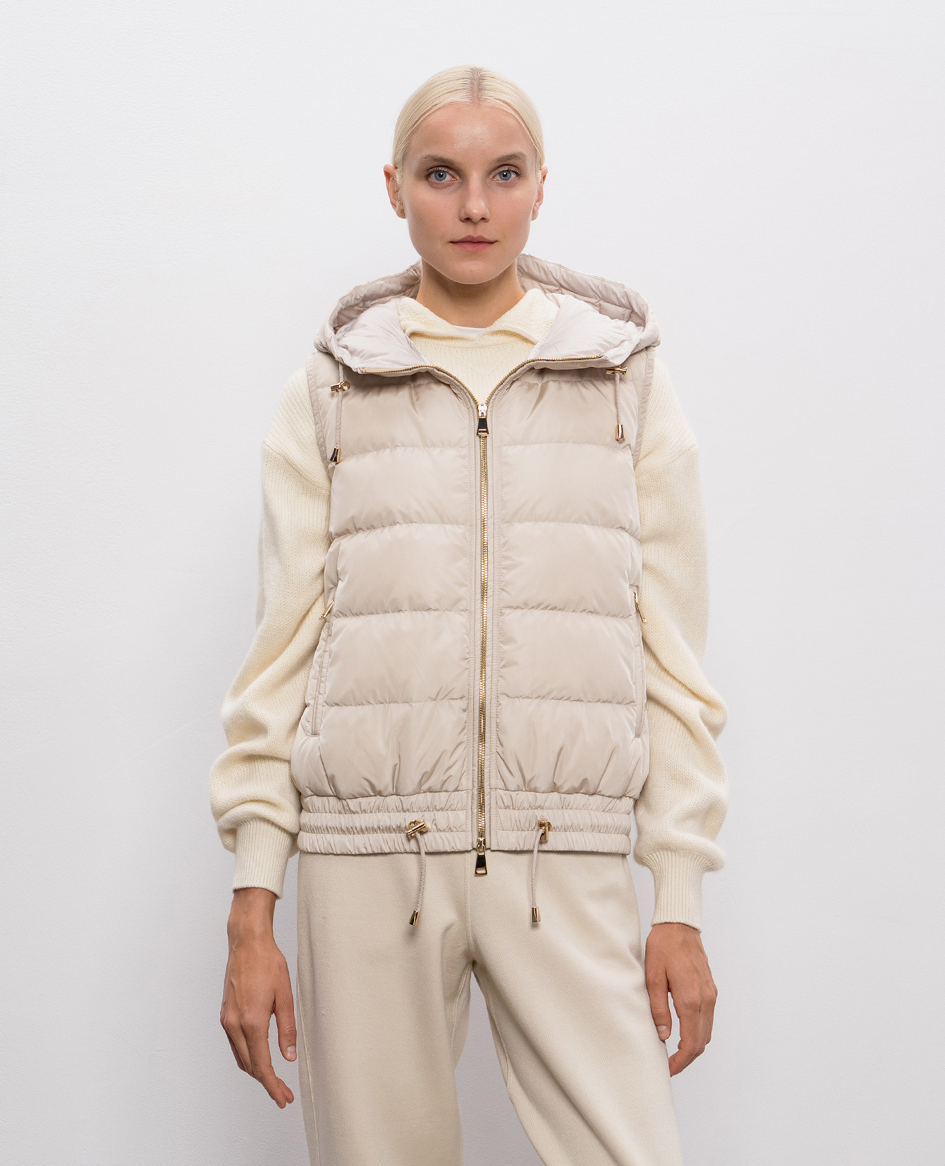 

Beige down vest Be Florence