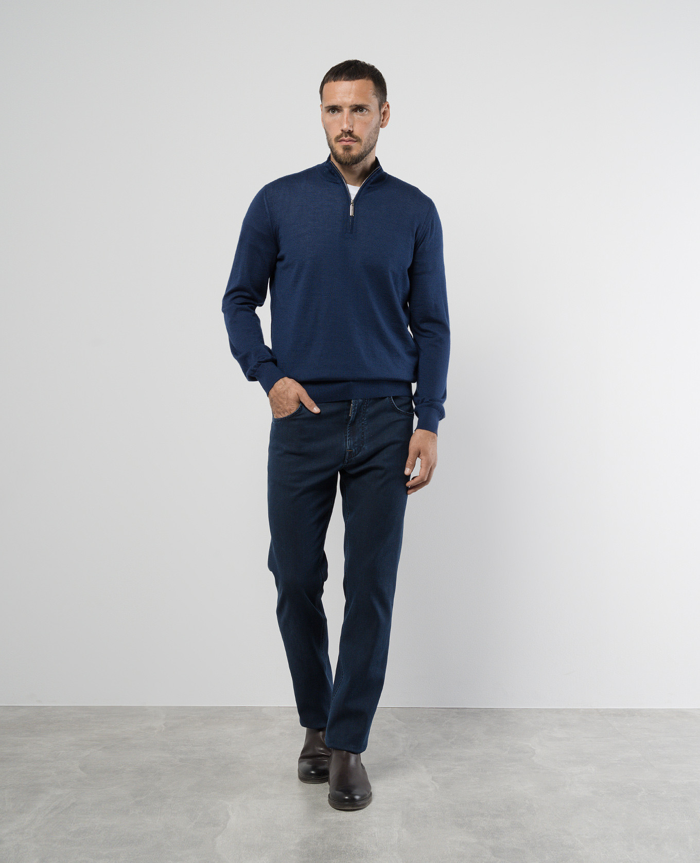 

Blue jeans with logo patch Stefano Ricci