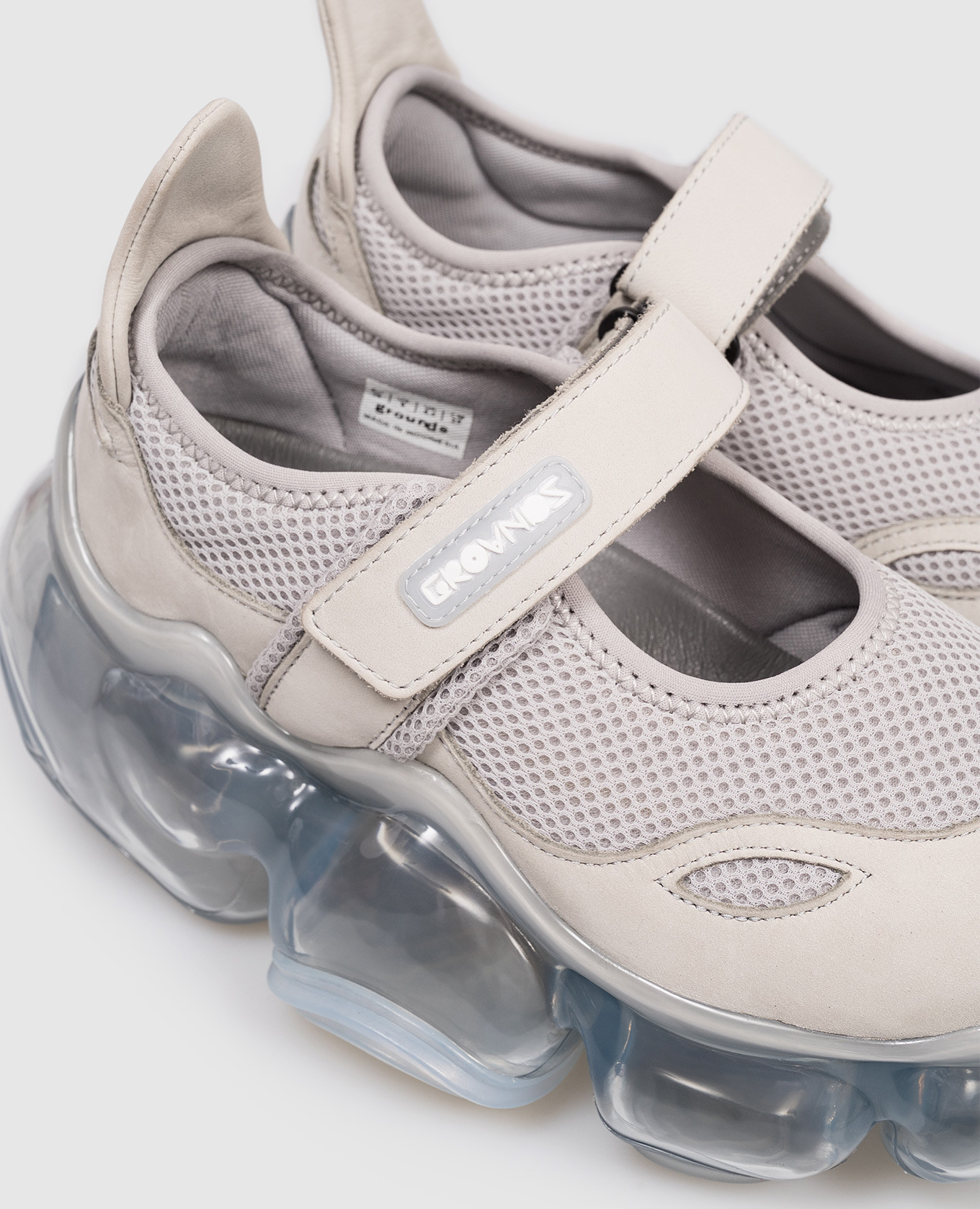 

Grey Moopie Mary Jane Pumps Grounds