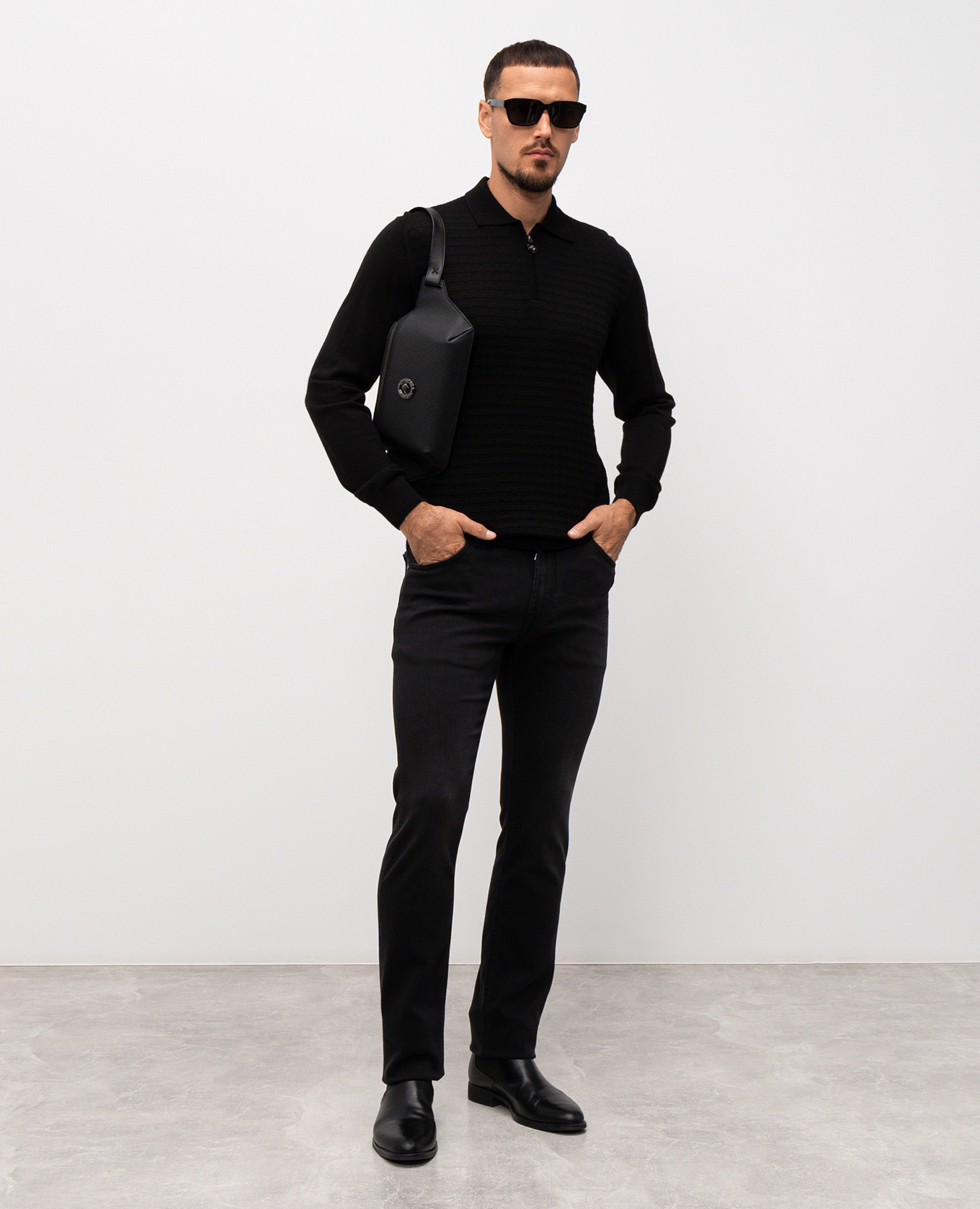 

Black polo shirt made of wool, silk and cashmere in a pattern Stefano Ricci