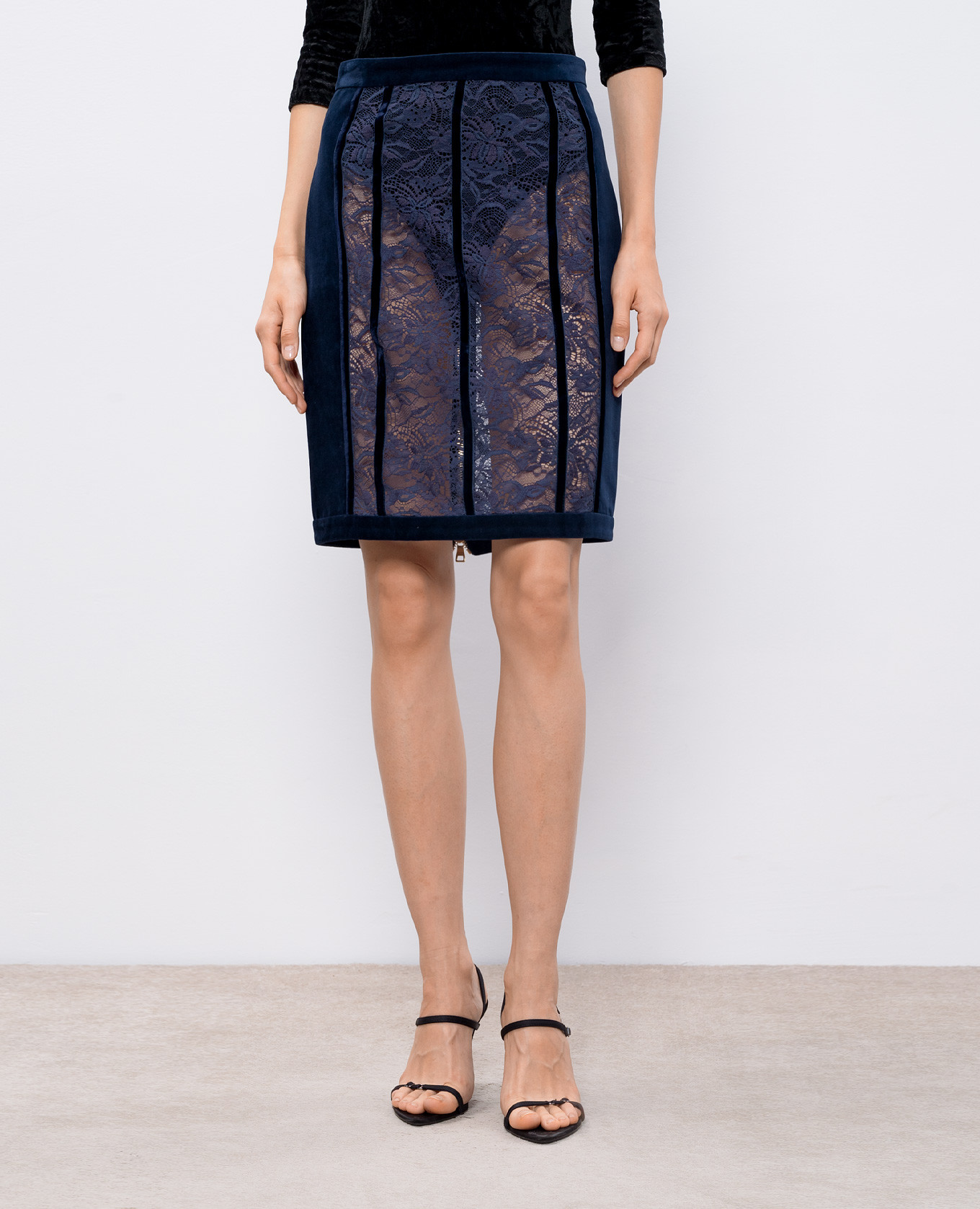 Blue velvet mini skirt with lace Balmain 3