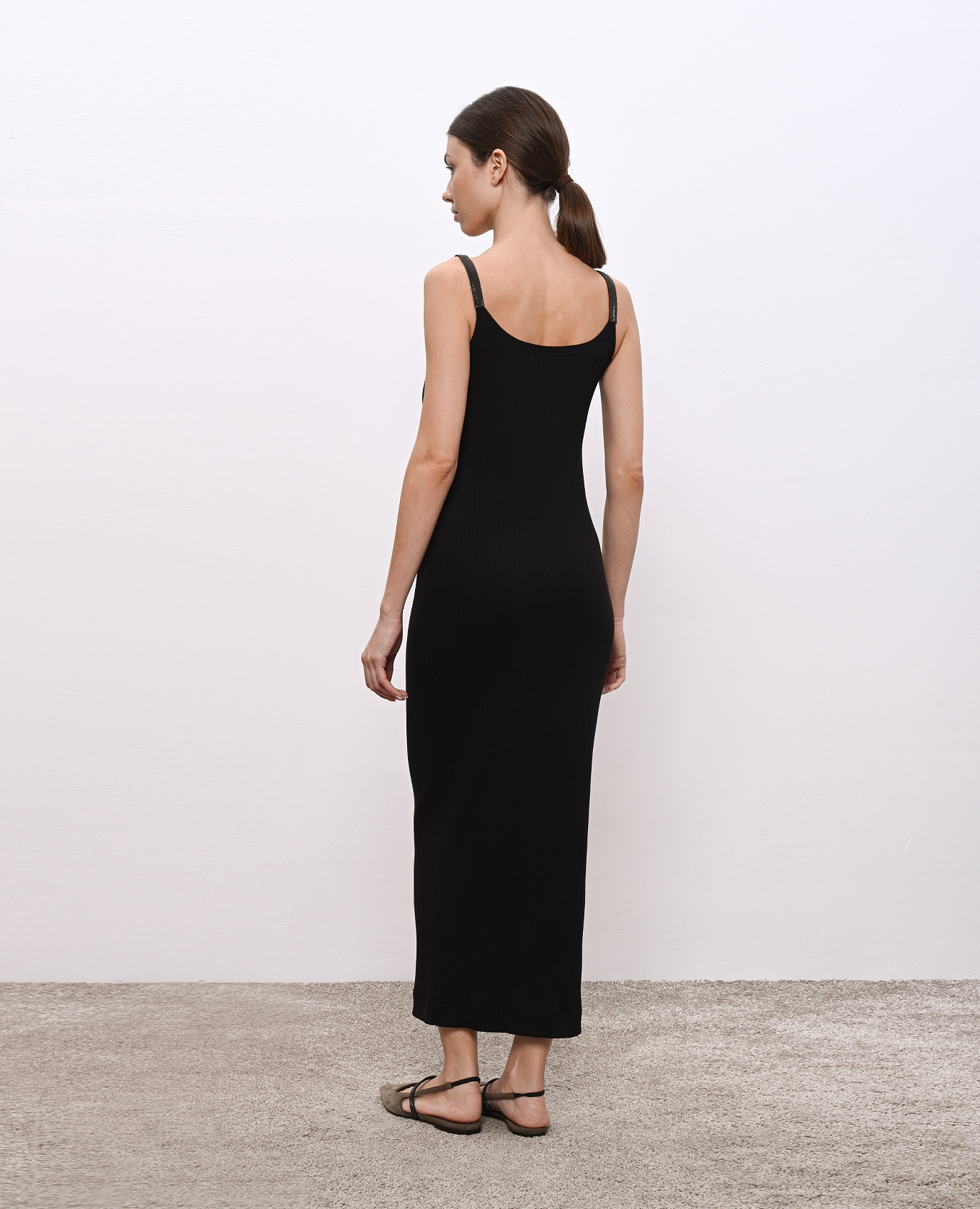 Black ribbed dress with monil chain Brunello Cucinelli 4
