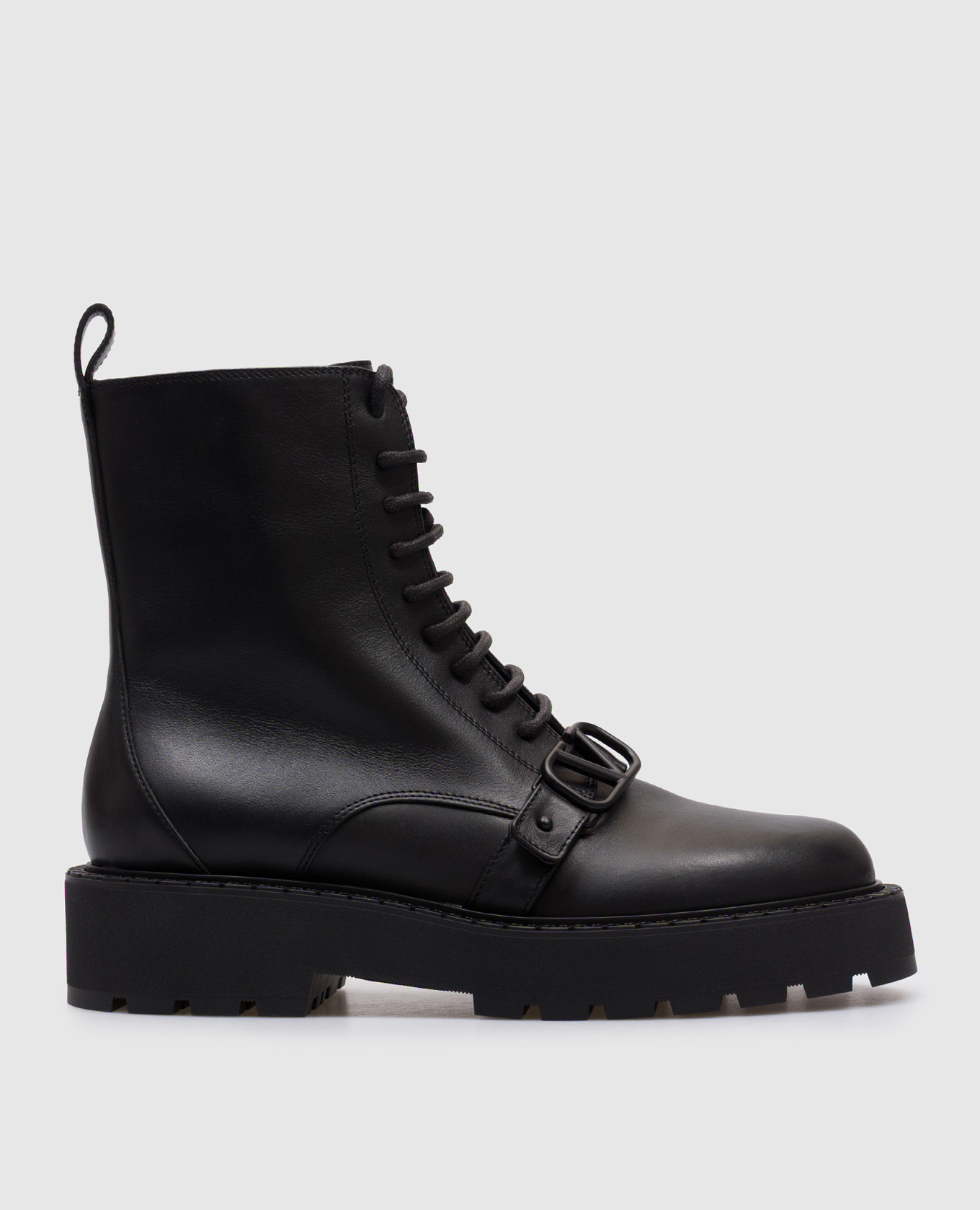 Vlogo signature black leather boots valentino