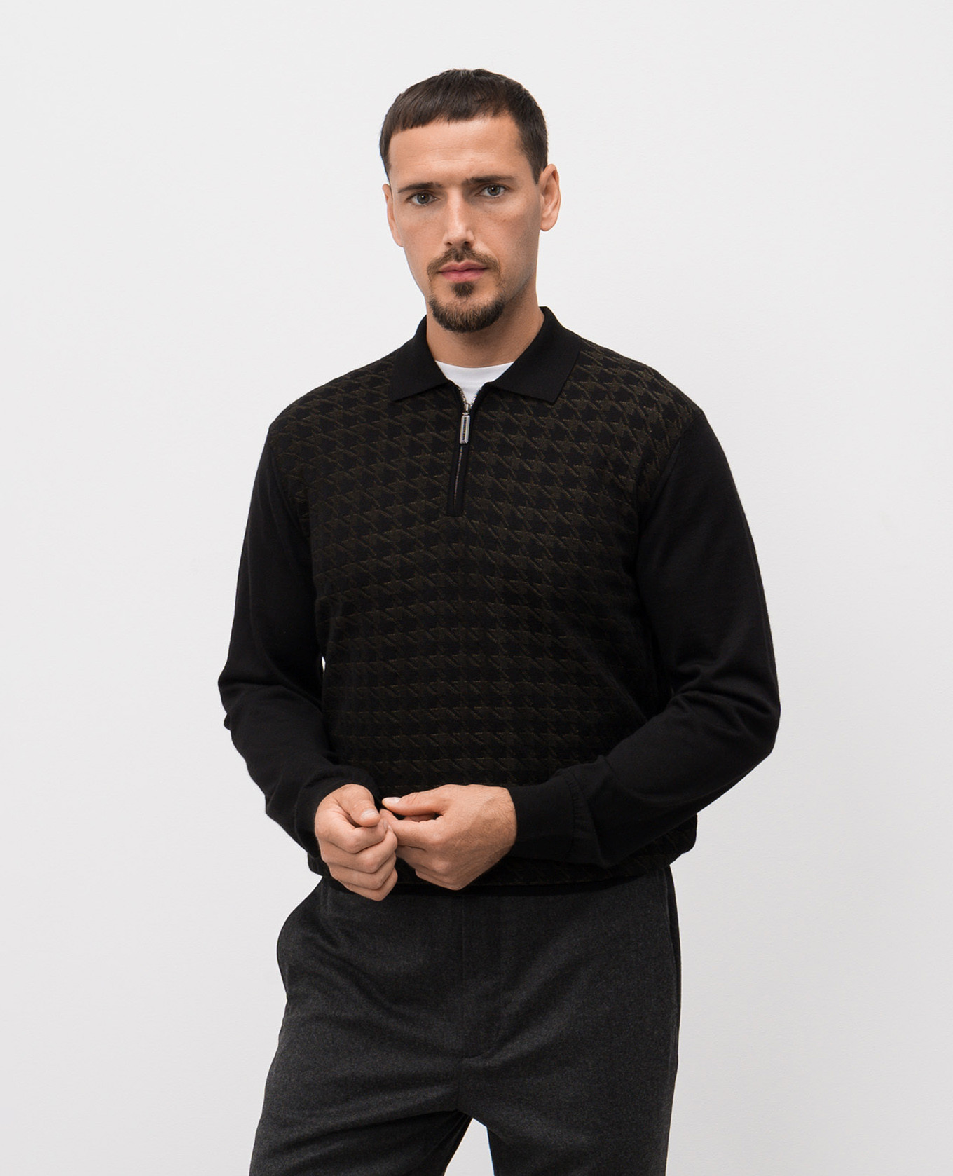 

Black polo shirt made of wool, silk and cashmere in a pattern Stefano Ricci