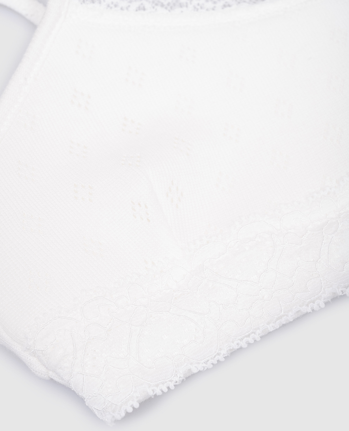 

Children's white top with lace Story Loris