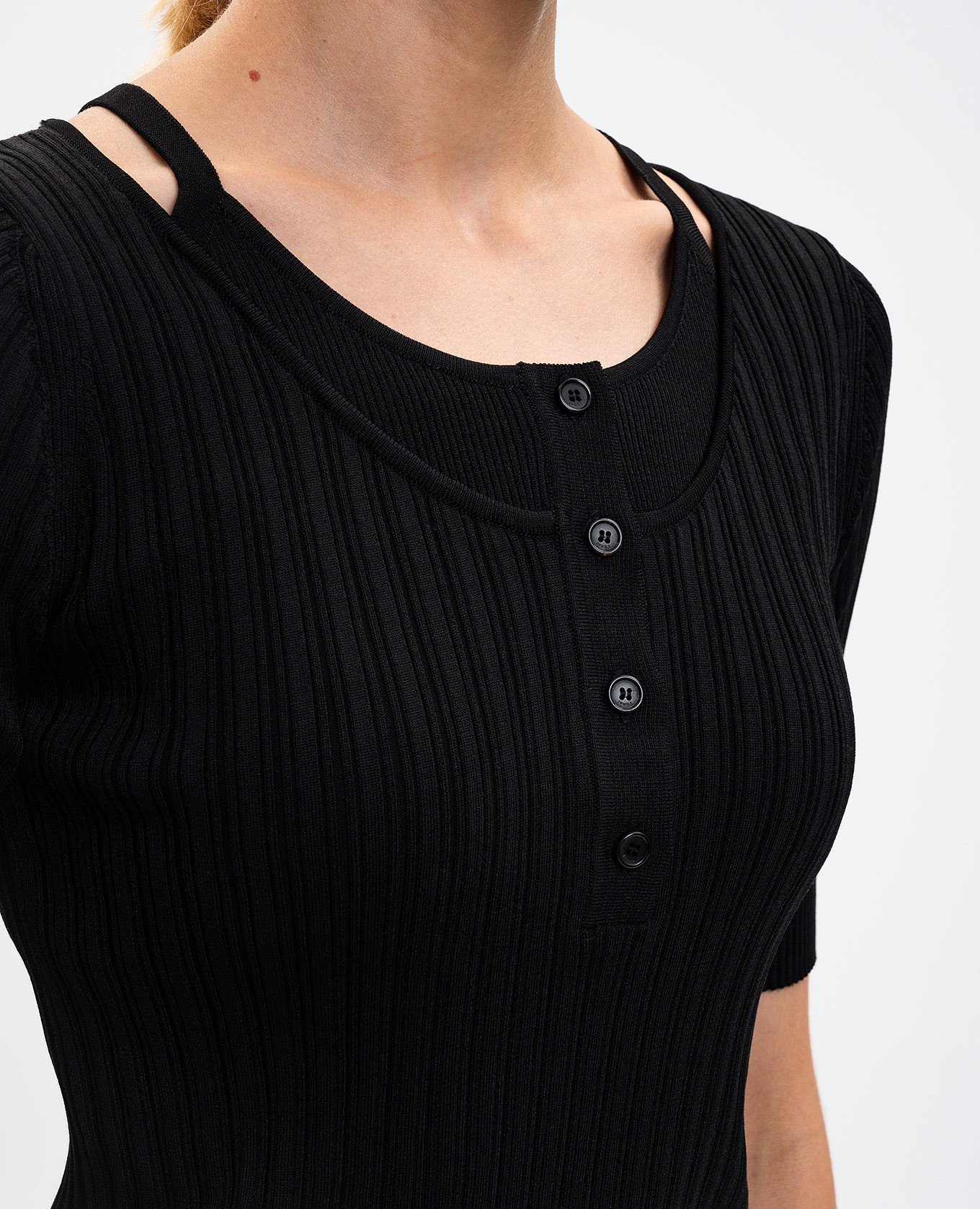 

Black ribbed top Juun.j