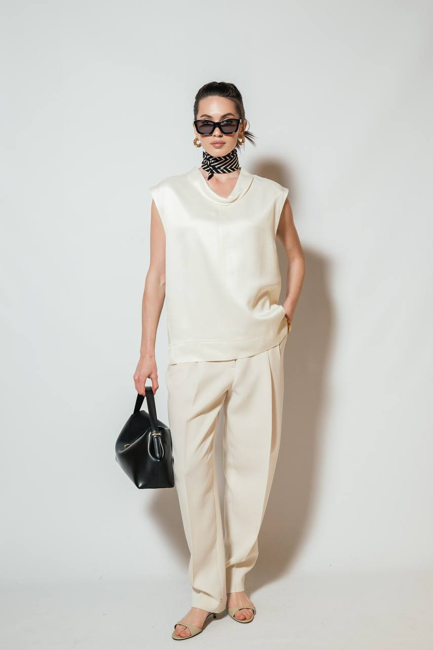 Beige pants Toteme 6