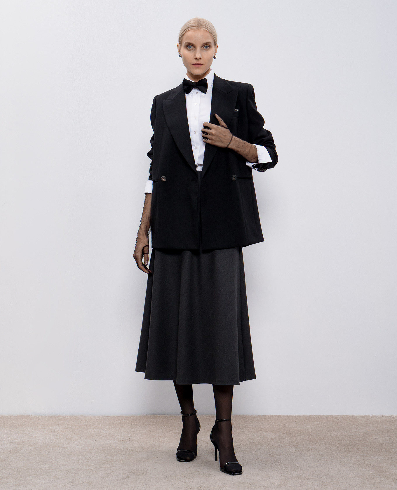 Black double-breasted wool jacket with monil chain Brunello Cucinelli 2
