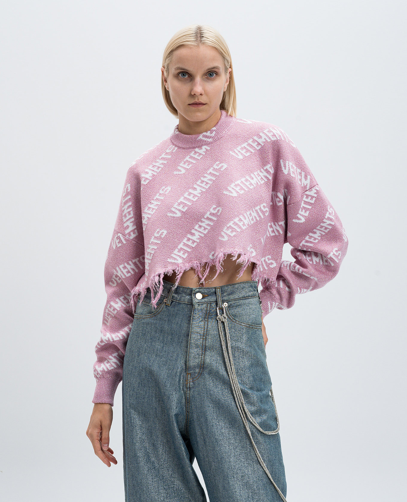 

Pink cropped wool sweater with fringe Vetements