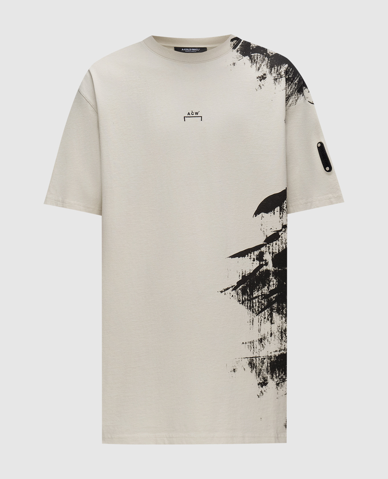 Beige t-shirt with an abstract print a cold wall