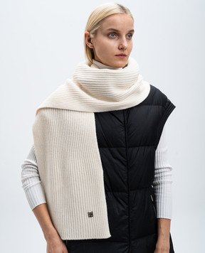Givenchy White wool and cashmere scarf with 4G logo emblem GW3020U7755