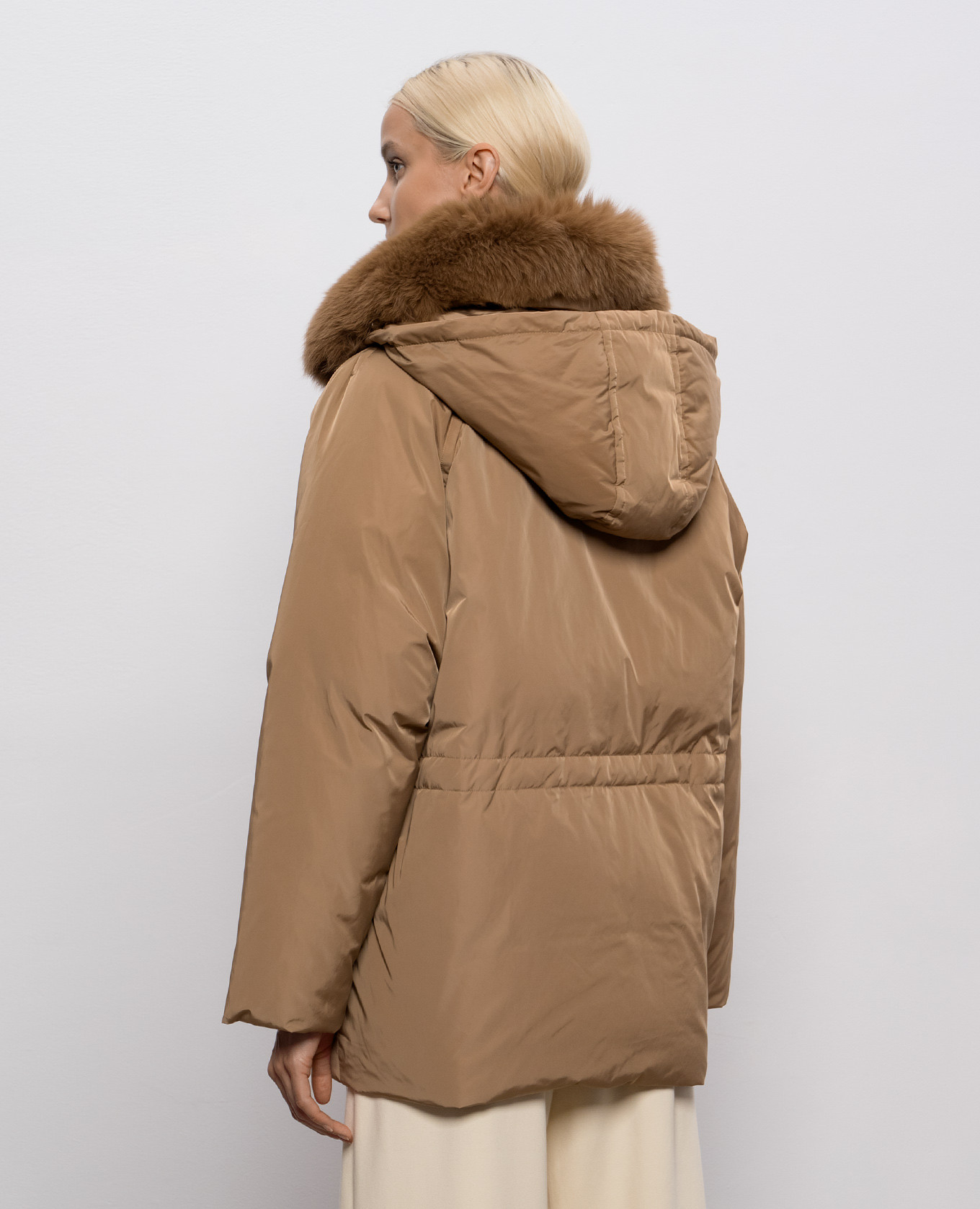 

Brown down jacket with fox fur Yves Salomon