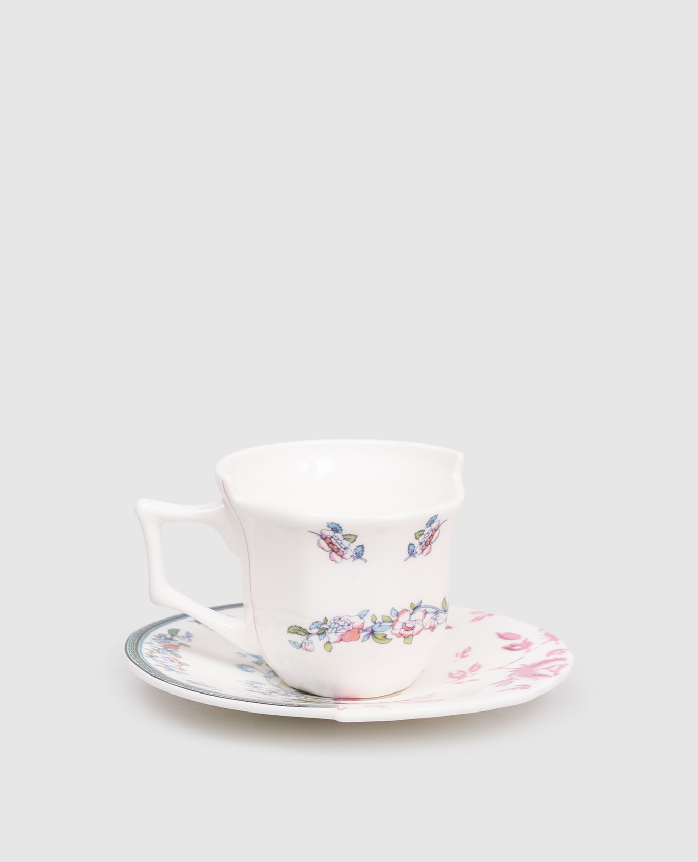 Leonia white porcelain coffee set with cup and saucer SELETTI
